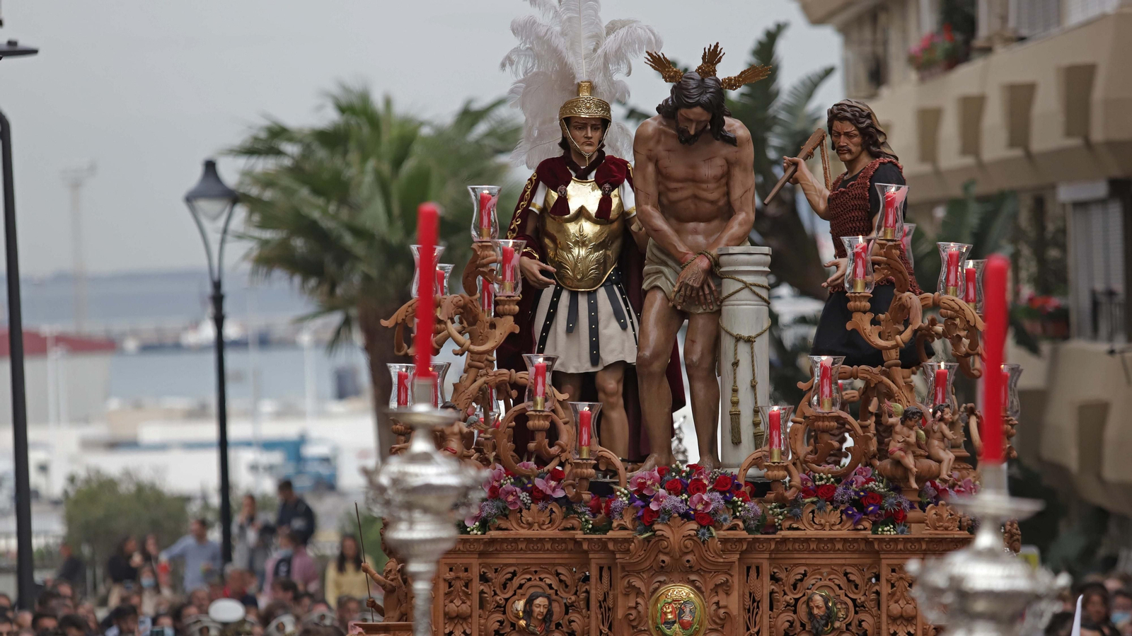 Fotos del Lunes Santo en Algeciras: La Columna y la Legión