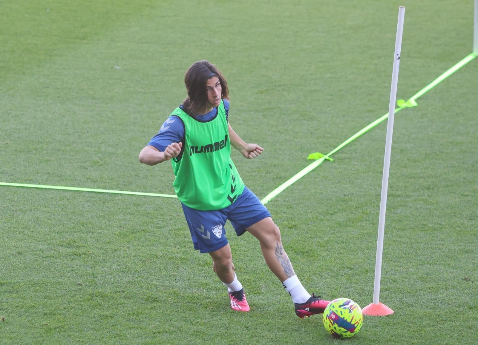 Primer entrenamiento de esta semana del Málaga, en fotos