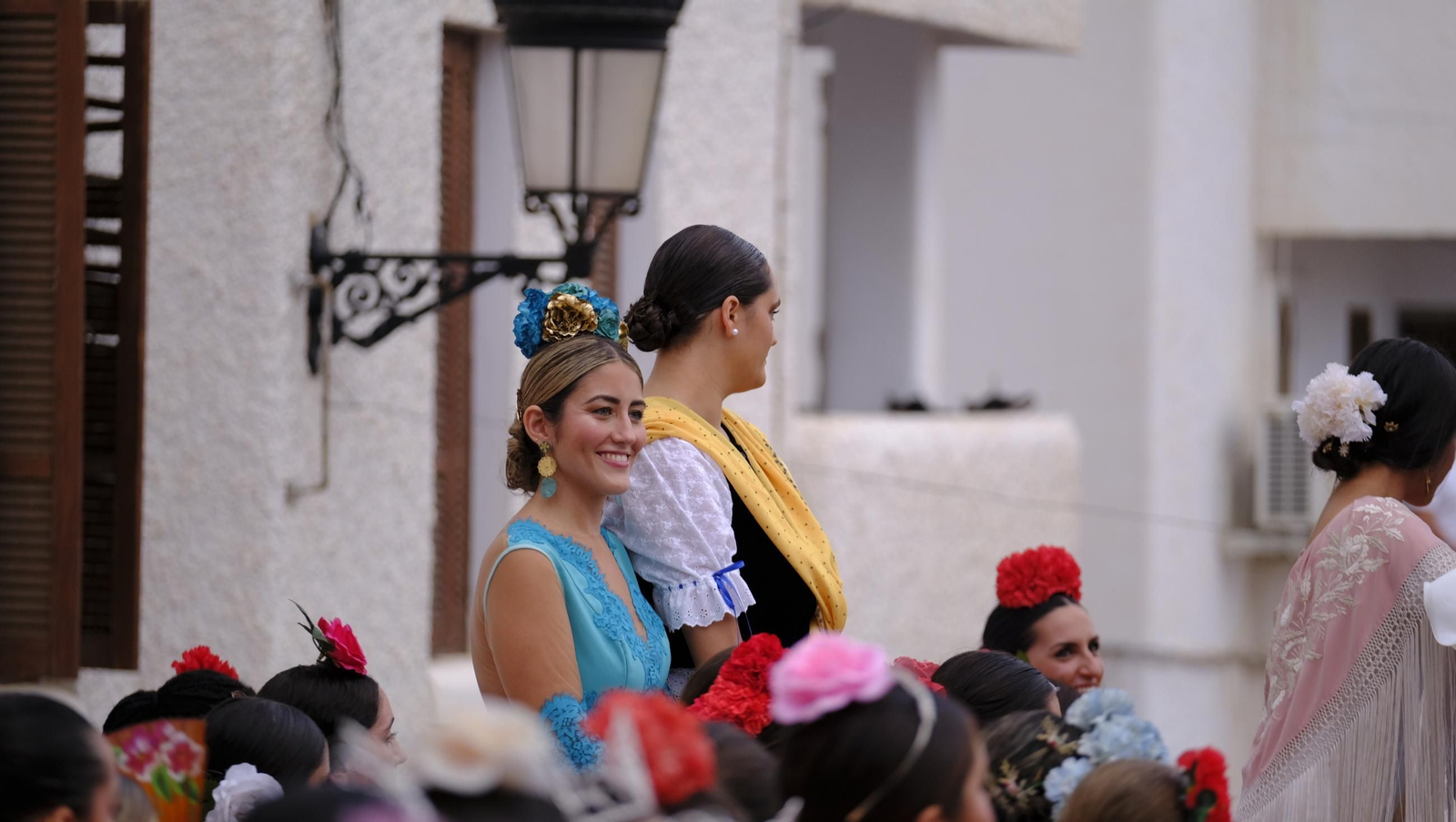 La popular carrera de cintas a caballo de las Fiestas de Mojácar, en imágenes