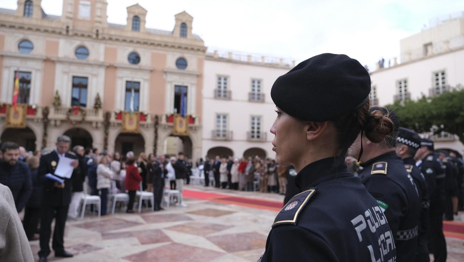 La Policía Local de Almería celebra su patrón San Esteban, en imágenes