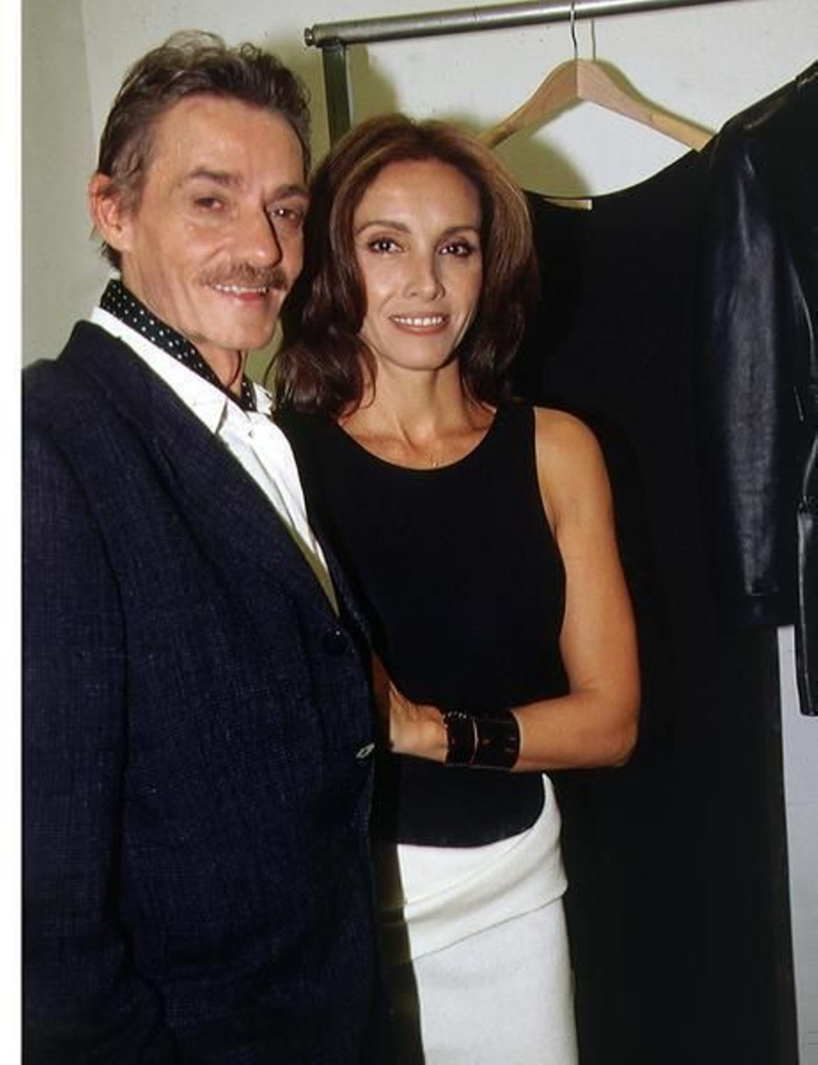 Ana Belén, con su diseñador de cabecera, Jesús del Pozo.