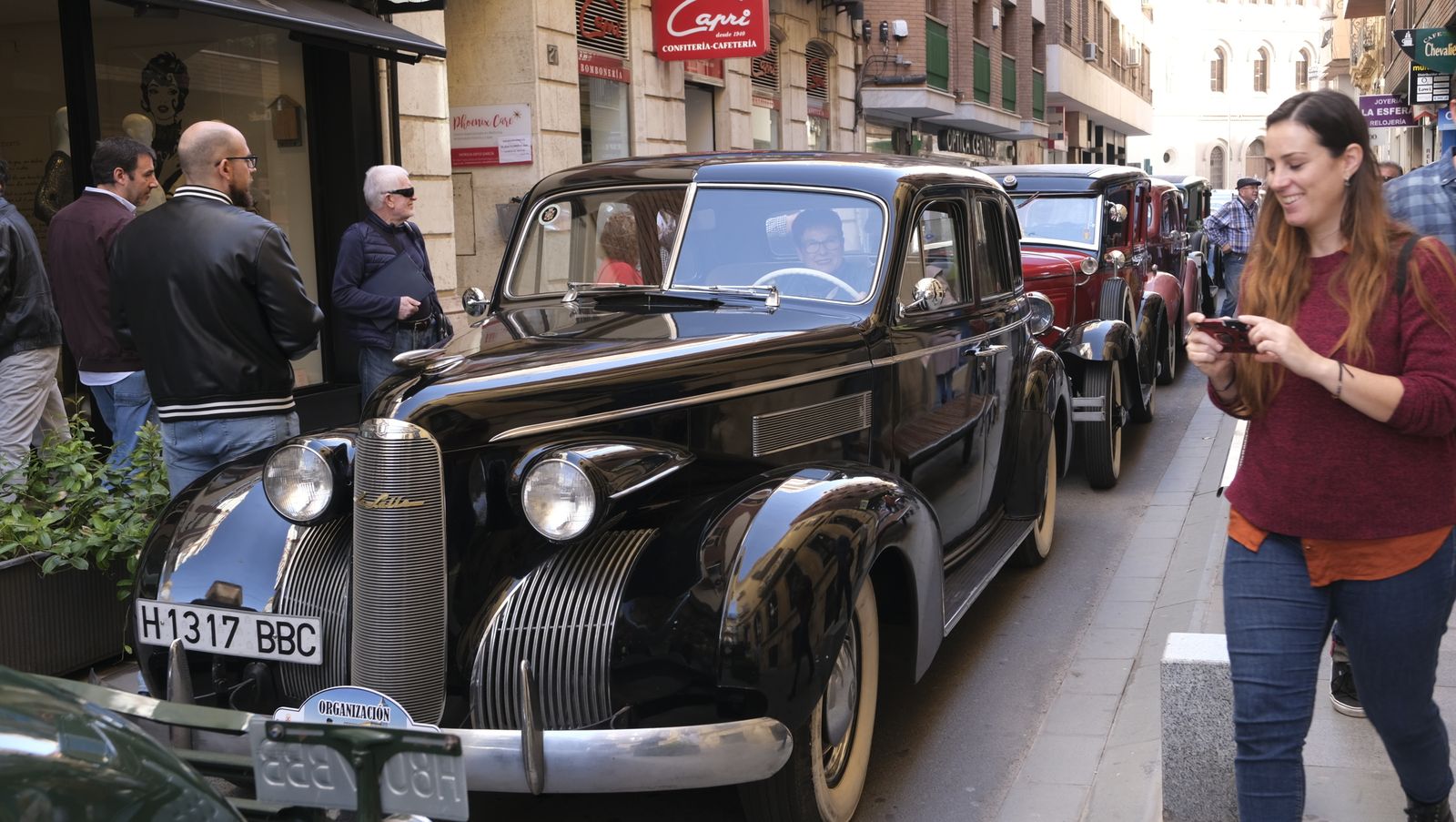 La 33 Ruta de Automóviles Antiguos toma las calles de Almería