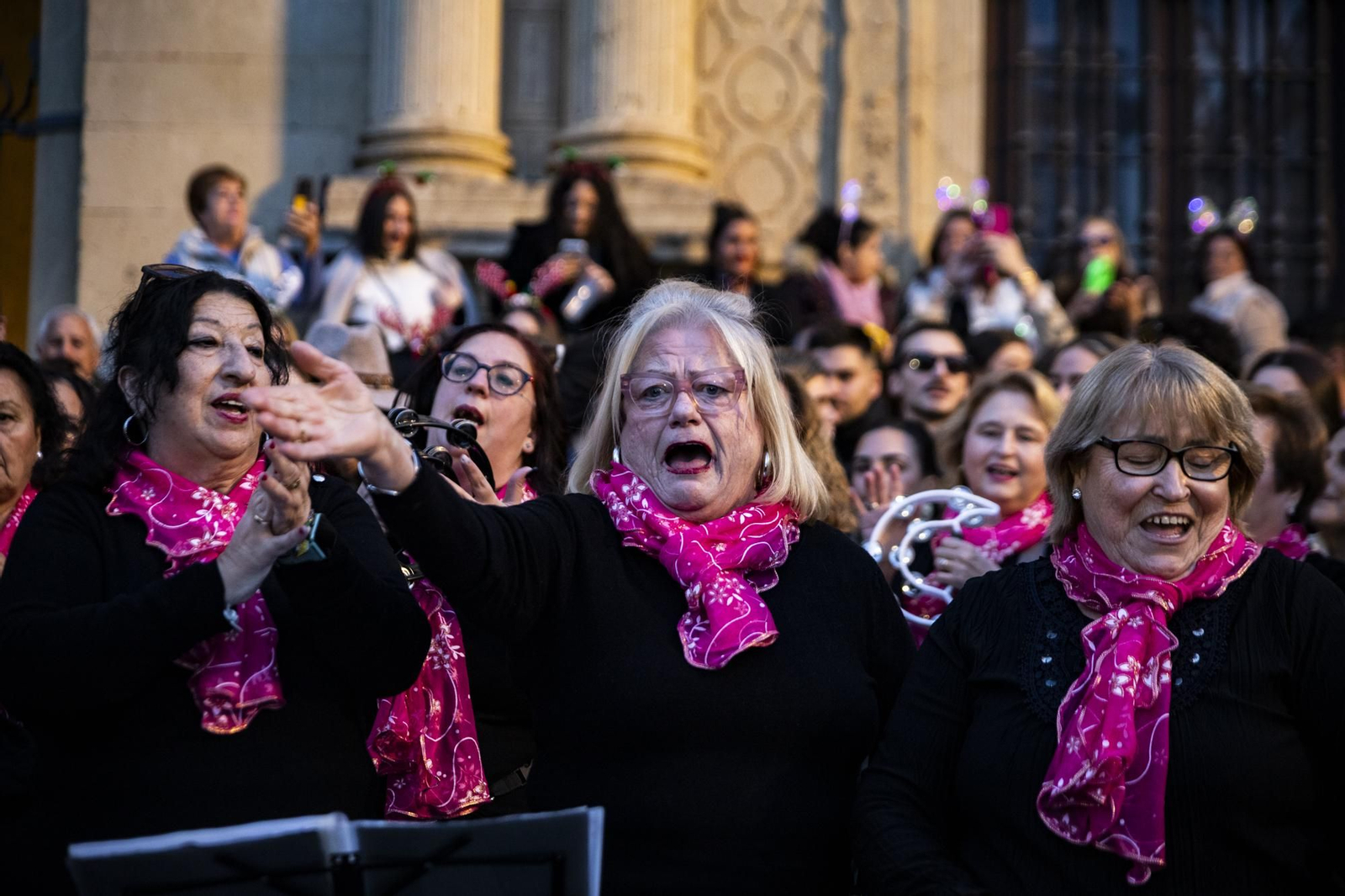 Imágenes del gran ambiente del 2º fin de semana de zambombas en Jerez