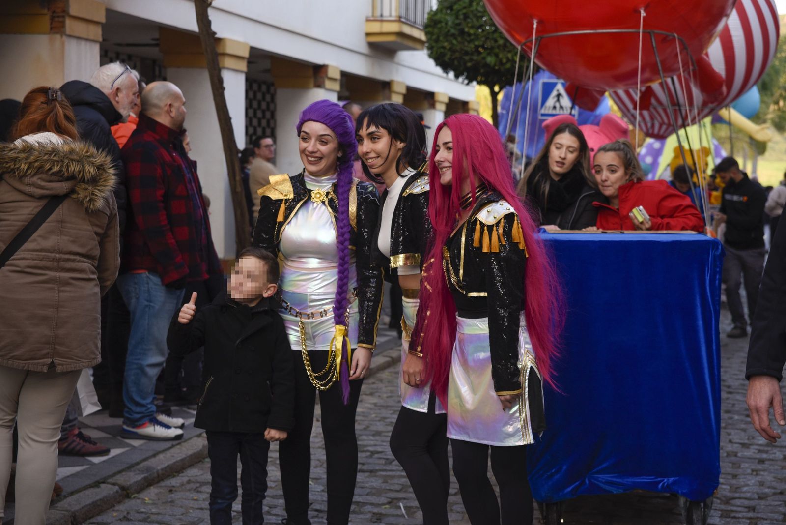 Búscate en las fotos de la cabalgata de Reyes Magos 2026 en San Roque