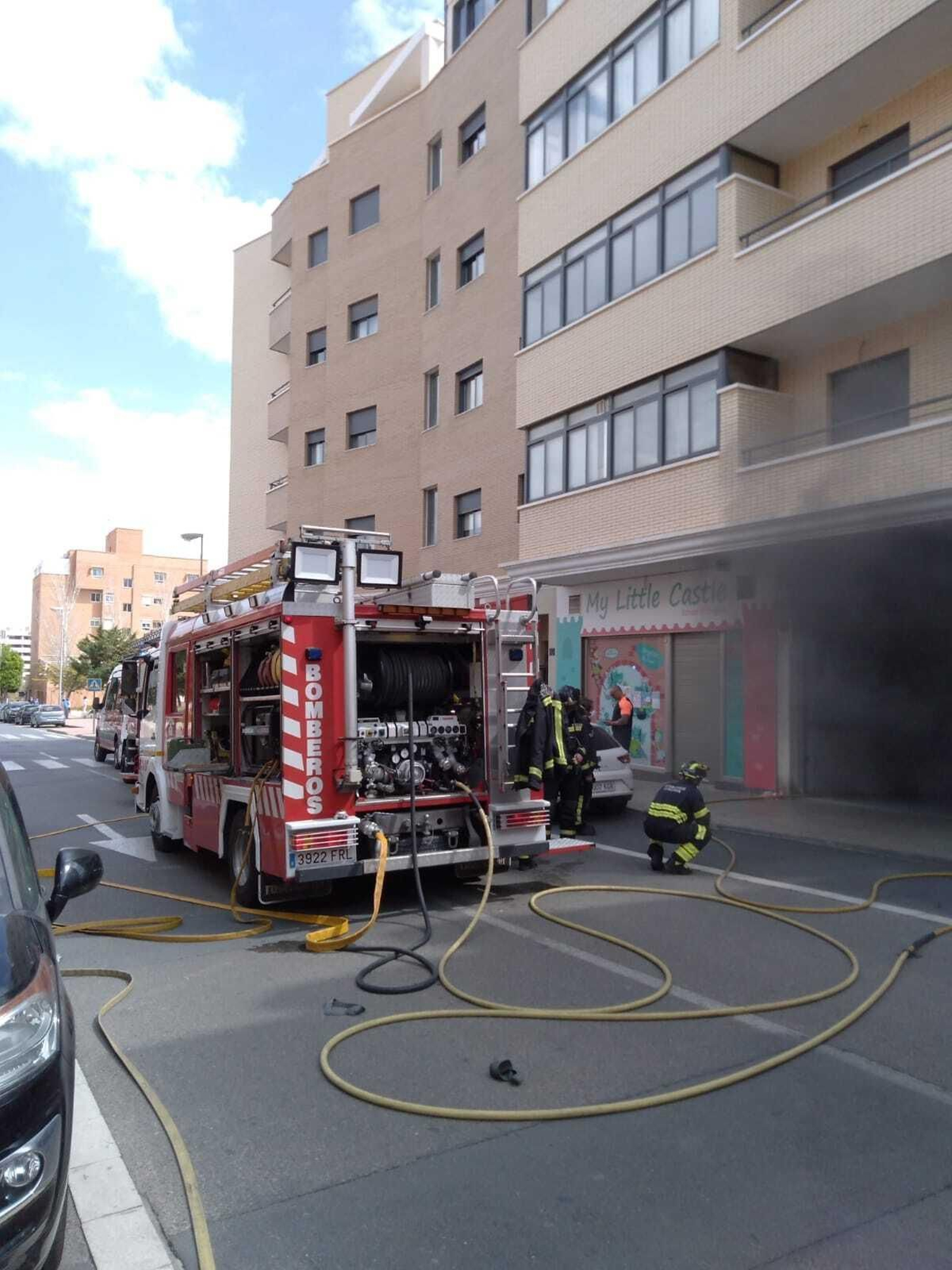 Los bomberos extinguieron el fuego producido en la tarde del viernes.
