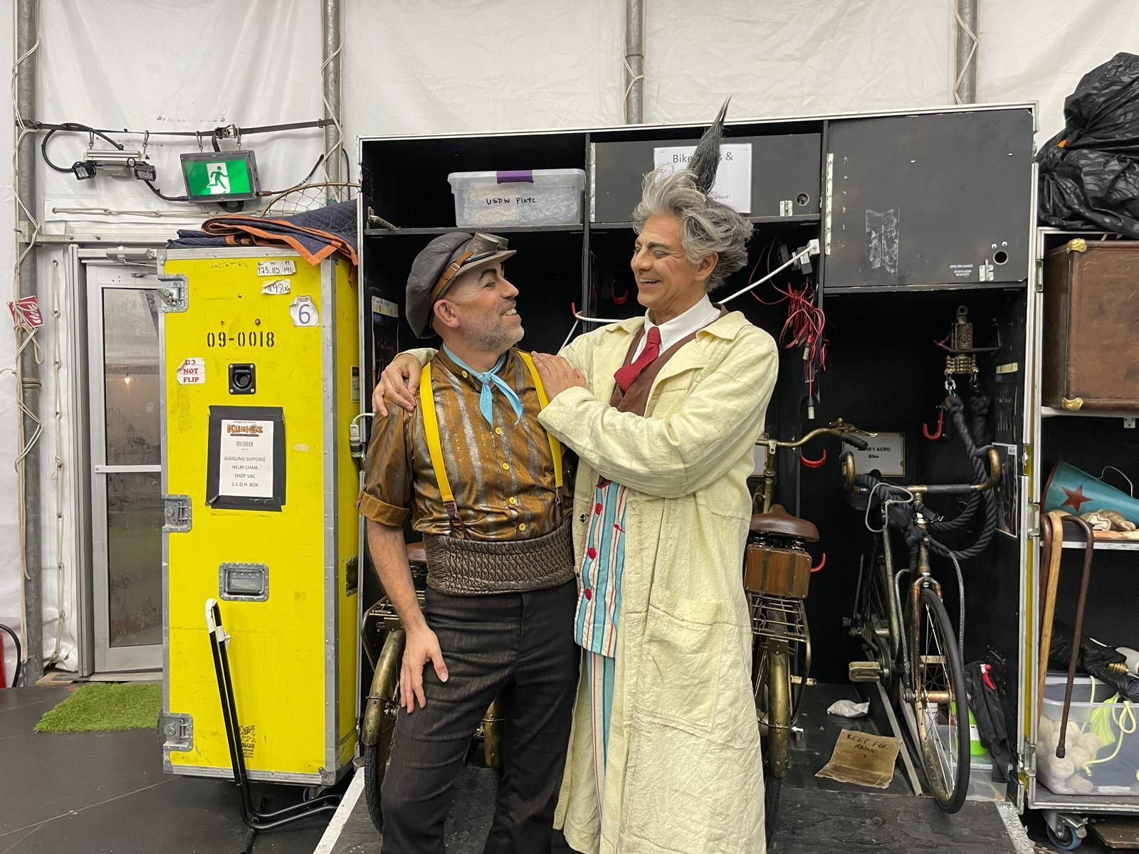 El músico Bruno Esteban Pitarch y el intérprete David García Coll.