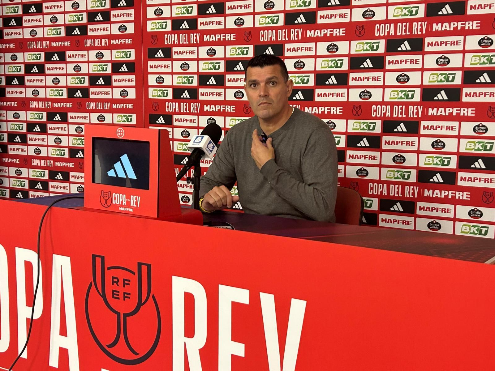 Xavi Molist, entrenador del Estepona.