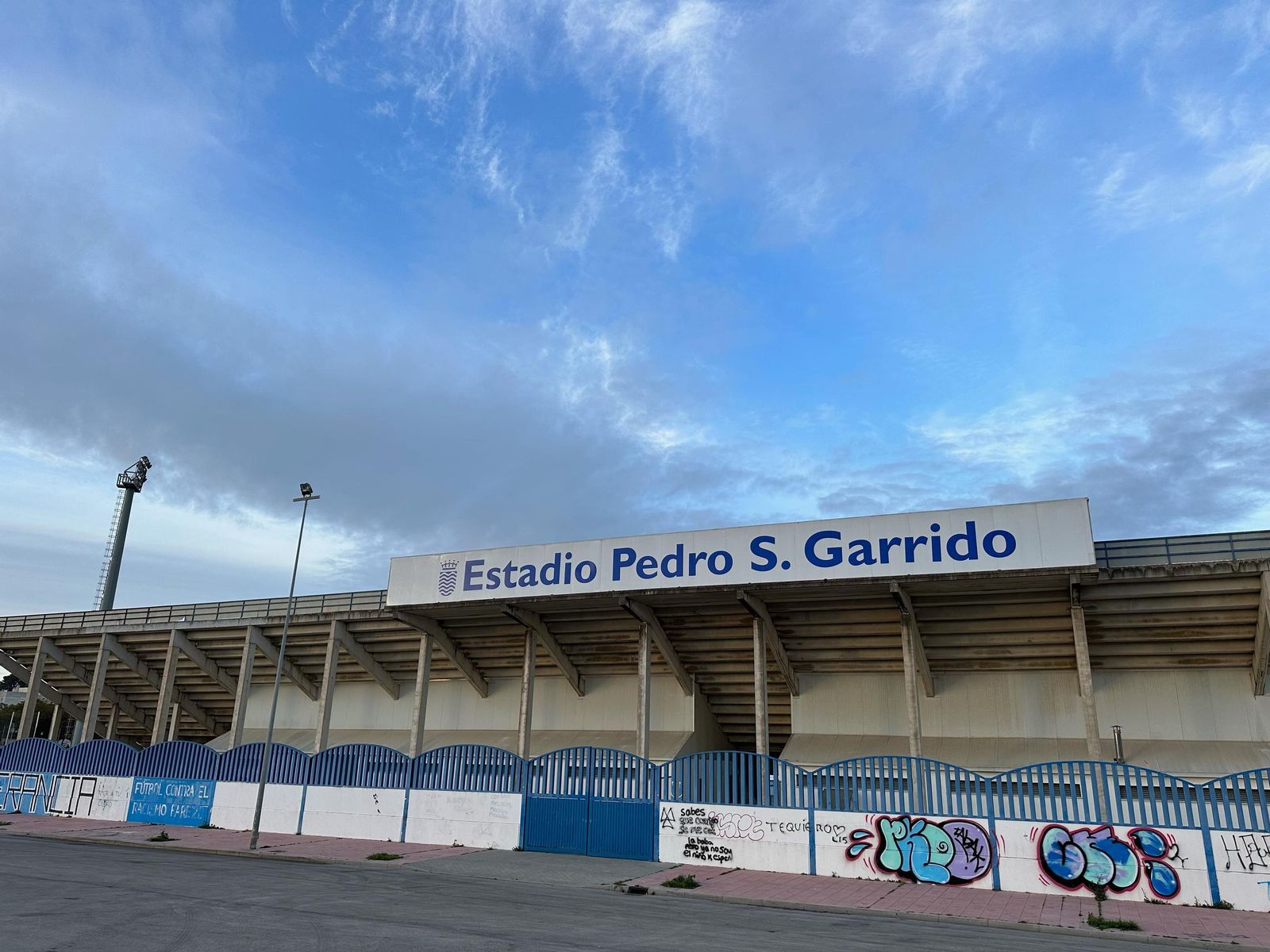 El Ayuntamiento acometerá mejoras en el Estadio Pedro Garrido.
