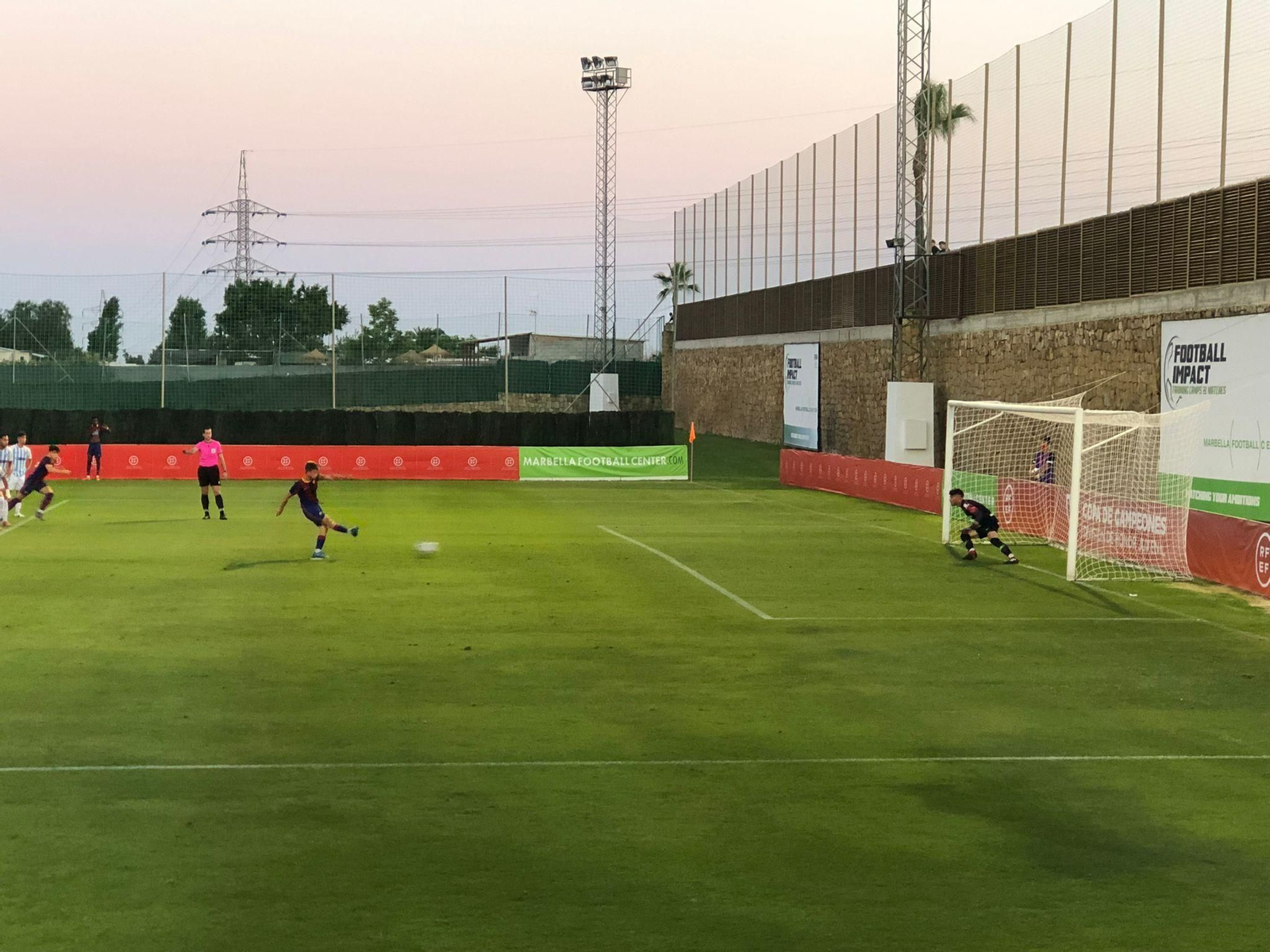 Fotos: Barcelona - Málaga CF de la Copa de Campeones