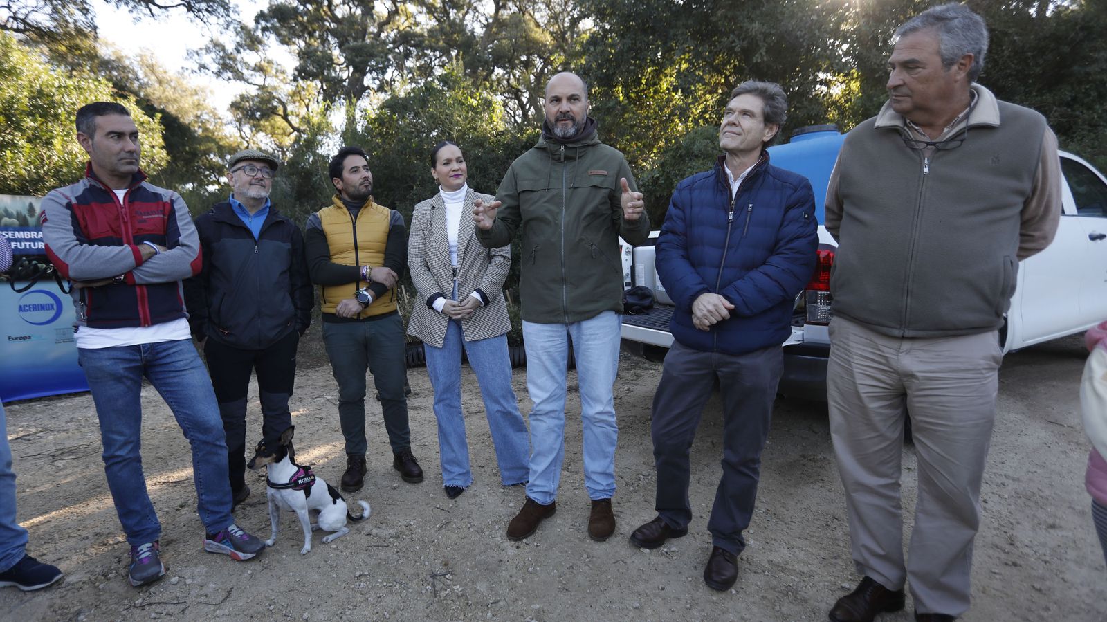 Jornada de reforestación en El Palancar por trabajadores de Acerinox, en imágenes