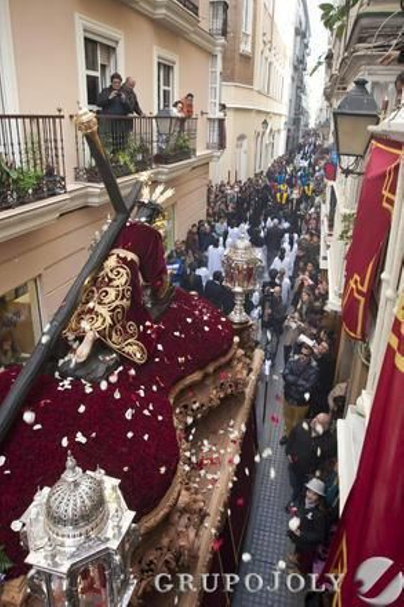 Caído

Fotos: Julio González