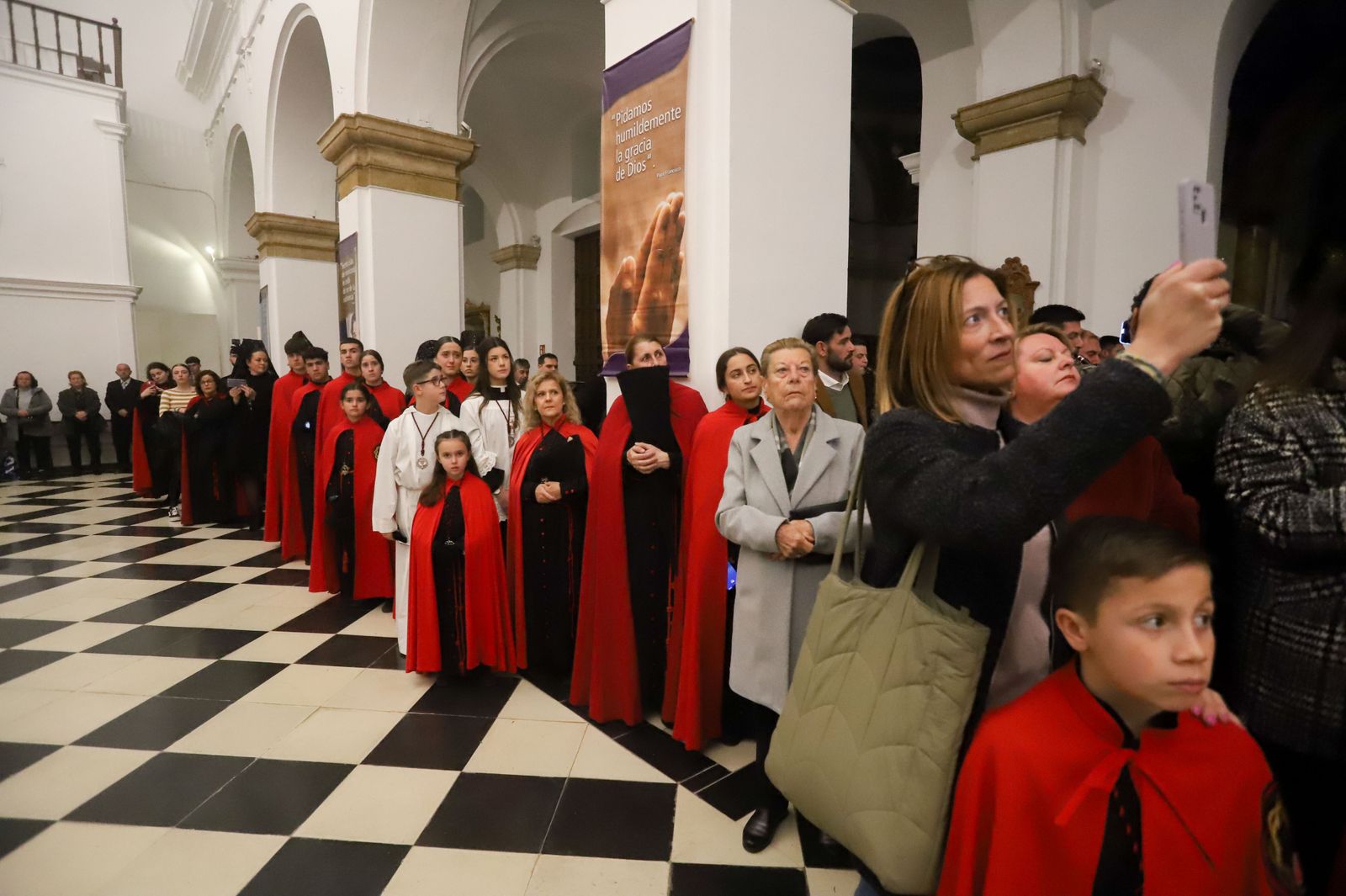 Fotos del Viernes Santo en Los Barrios: Buena Muerte y Mayor Dolor