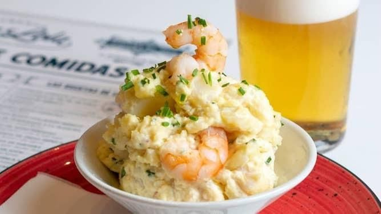 La ensaladilla es una auténtica joya culinaria andaluza.