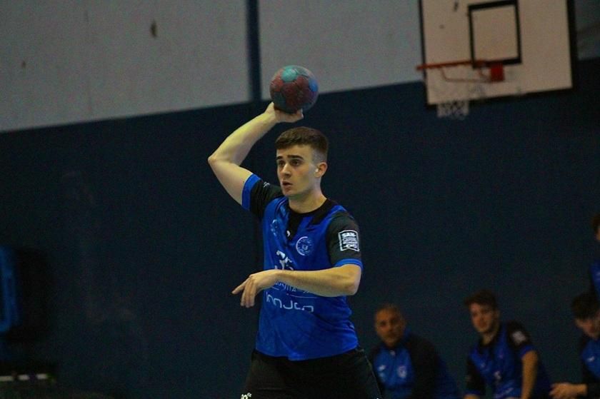 El Balonmano Dólmenes Antequera ‘repesca’ a otro canterano para cerrar la primera línea: Juan Aranda