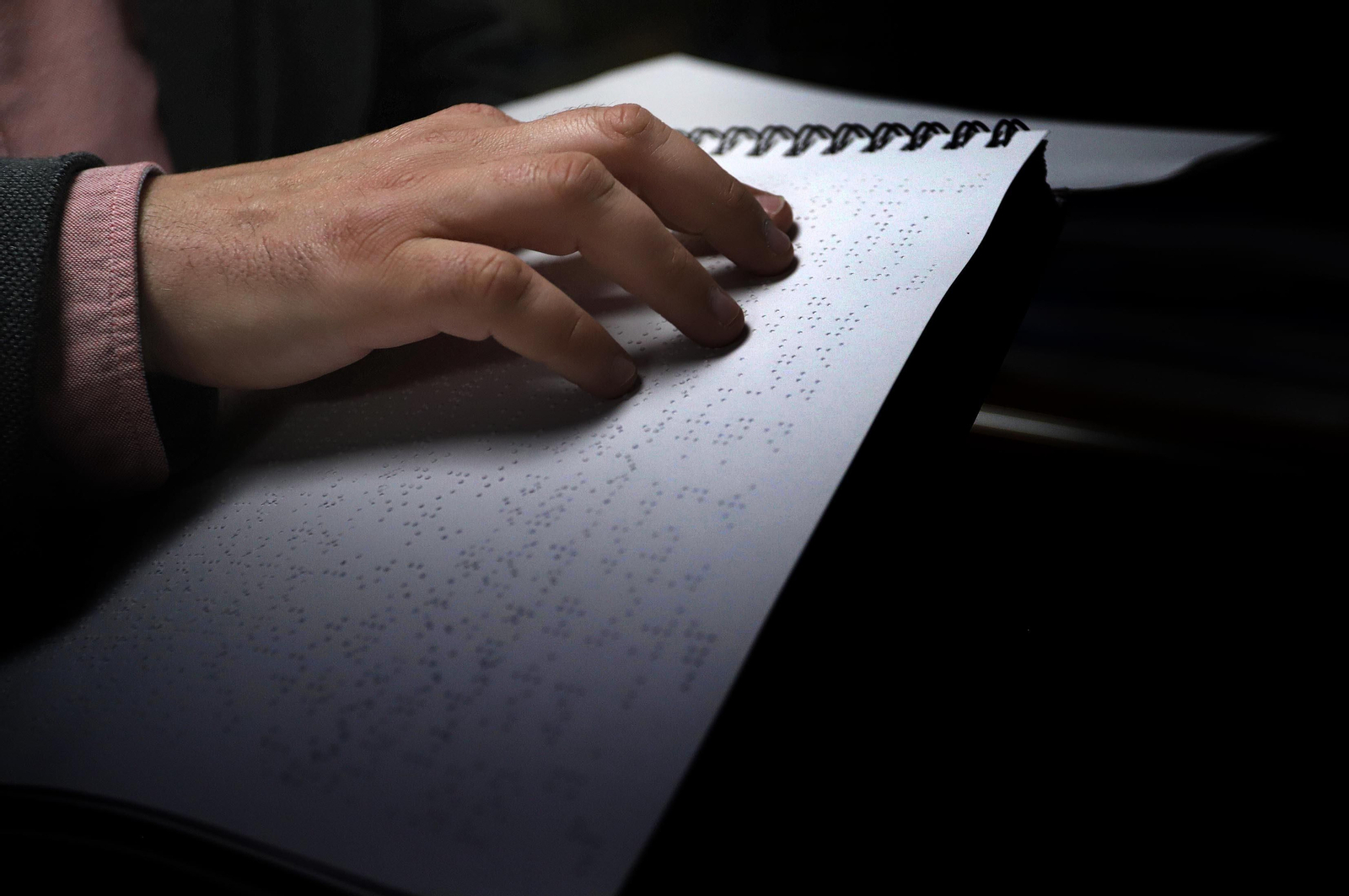 Imágenes de la entrevista a Francisco García Soriano, director de la ONCE en Huelva