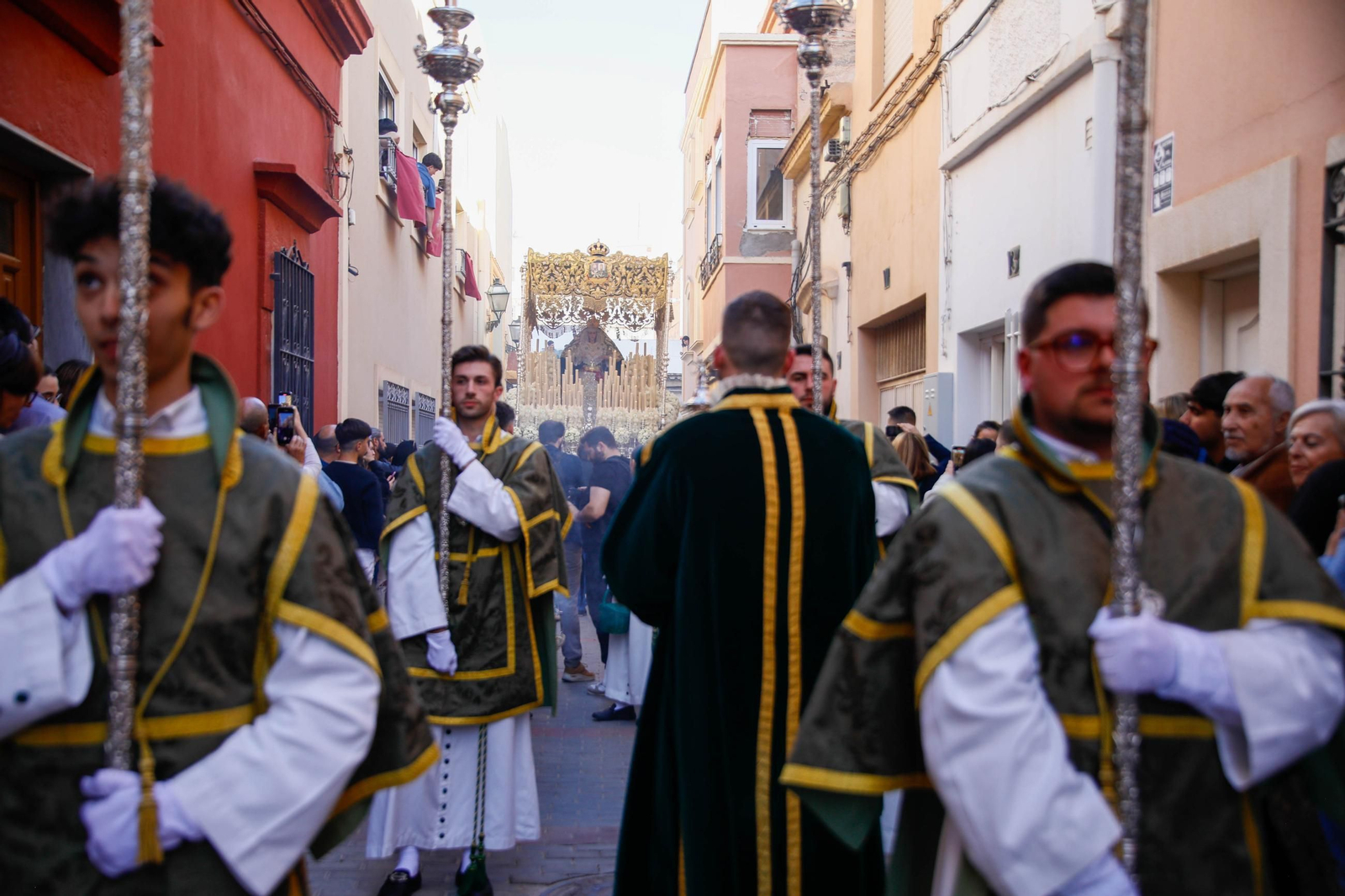 Macarena en la Semana Santa de Almería