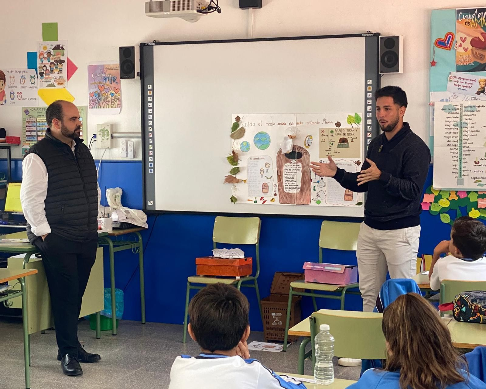 Una clase en un centro de Rincón de la Victoria