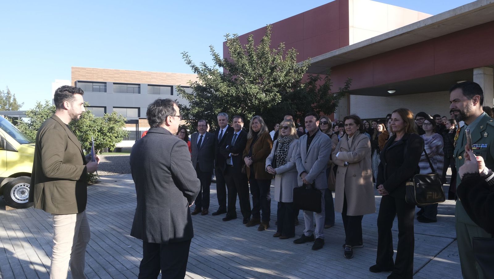 La Facultad de Ciencias de la Salud de la UAL suma a sus instalaciones una ambulancia didáctica