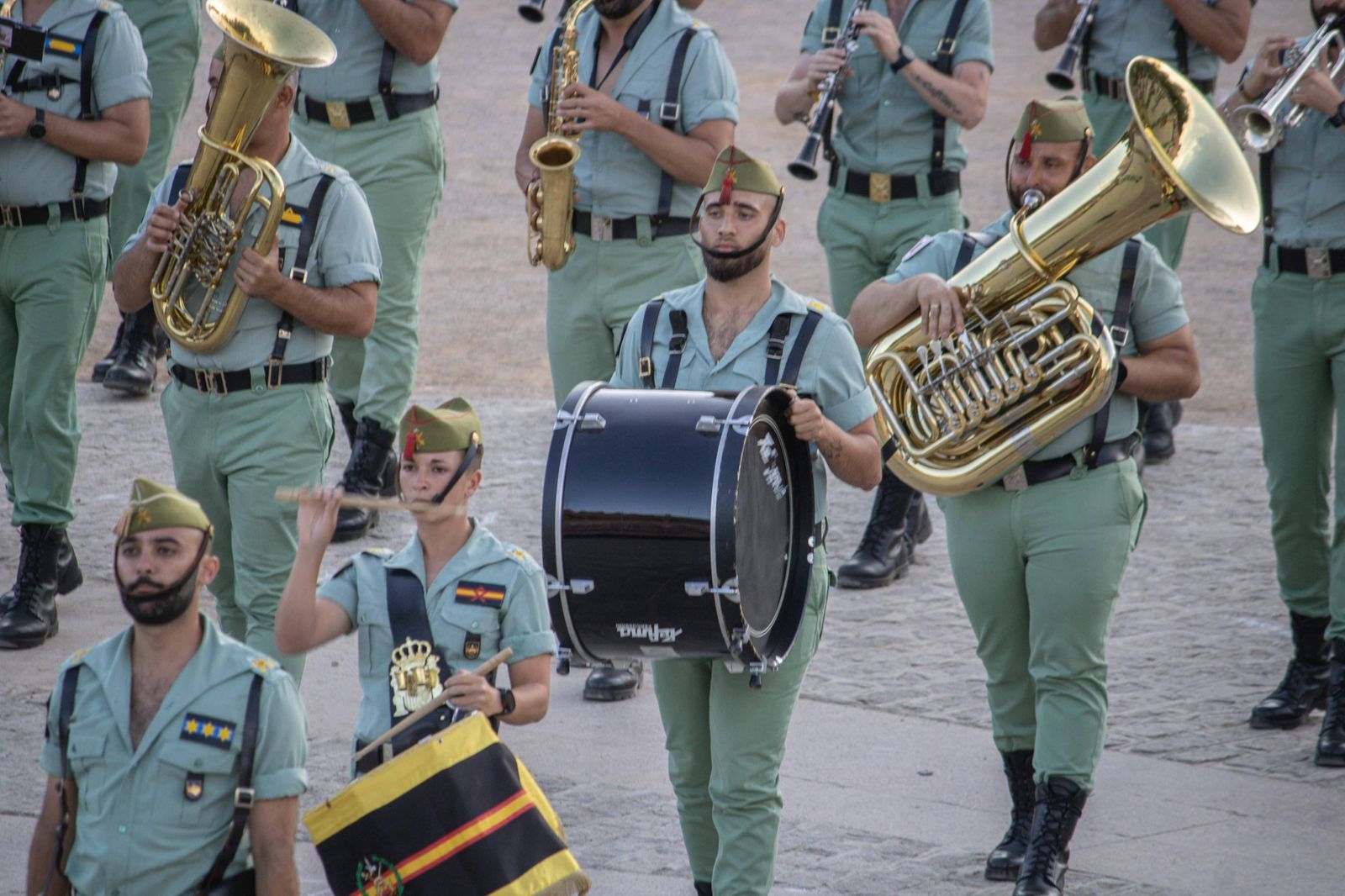 Las bandas de música se lucen antes del Día de las Fuerzas Armadas en Granada