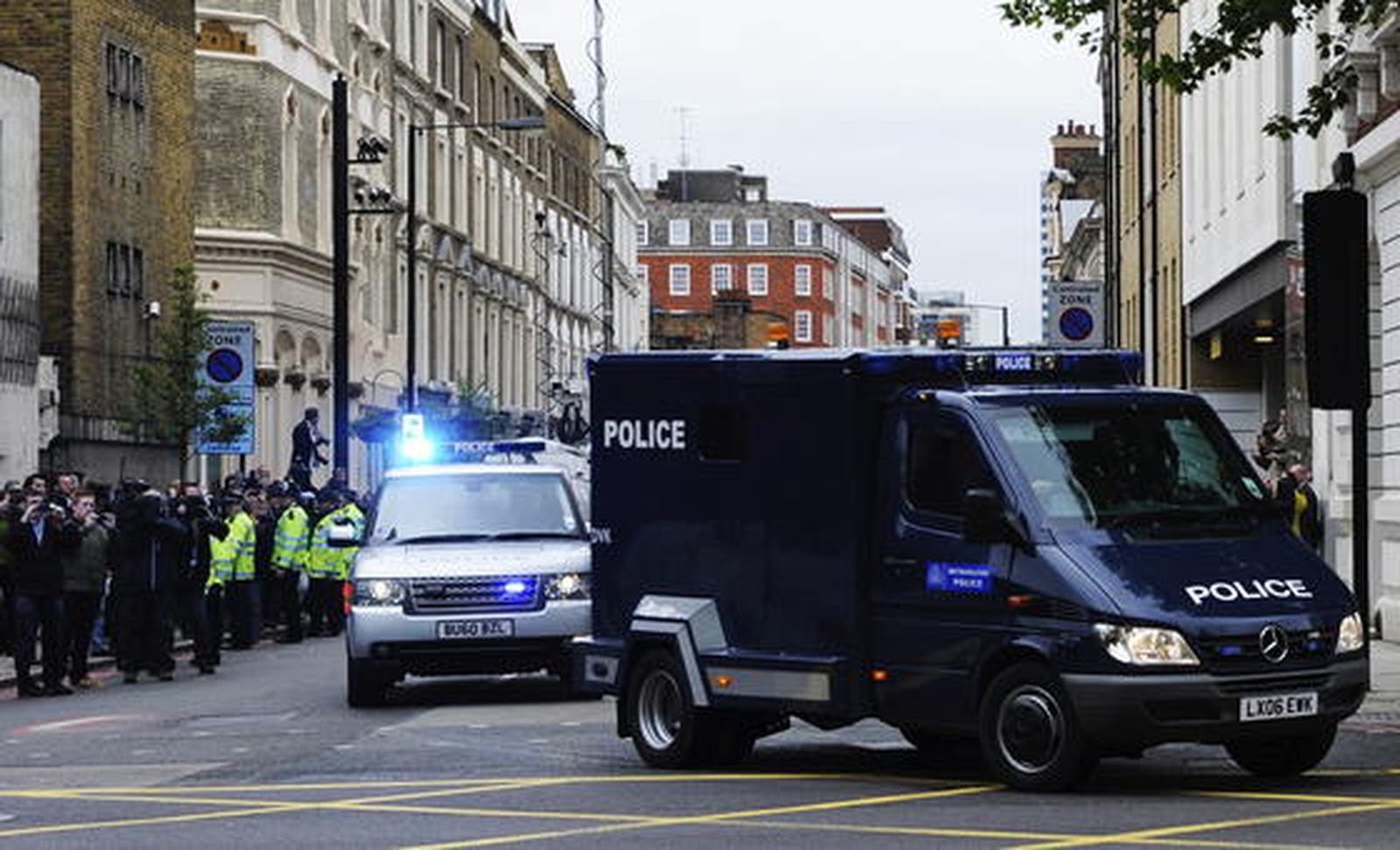 Michael Adebowale comparece ante el juez por el asesinato de un soldado en Londres
