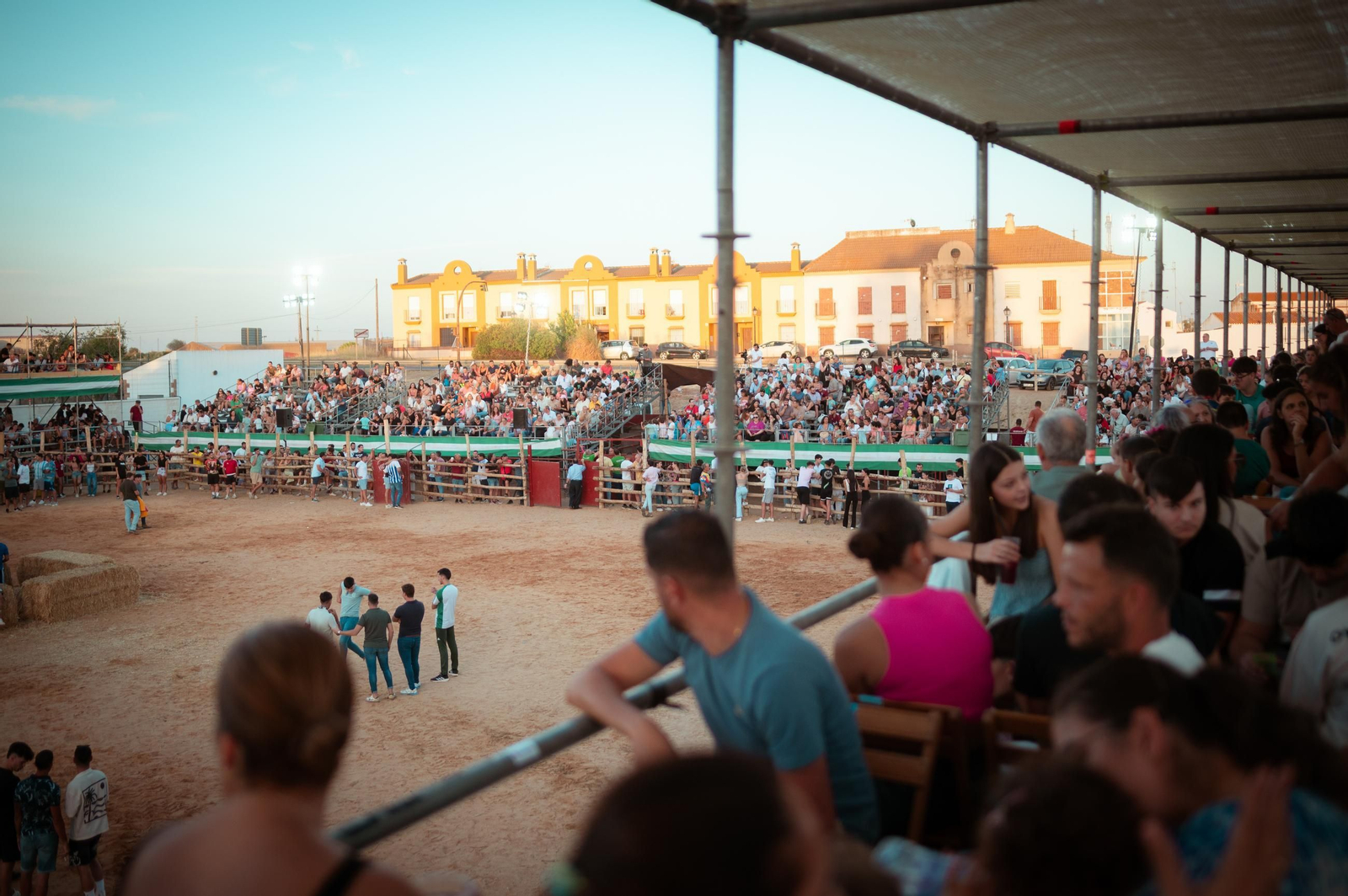 Imágenes de las capeas y del concierto de Antonio José en Trigueros