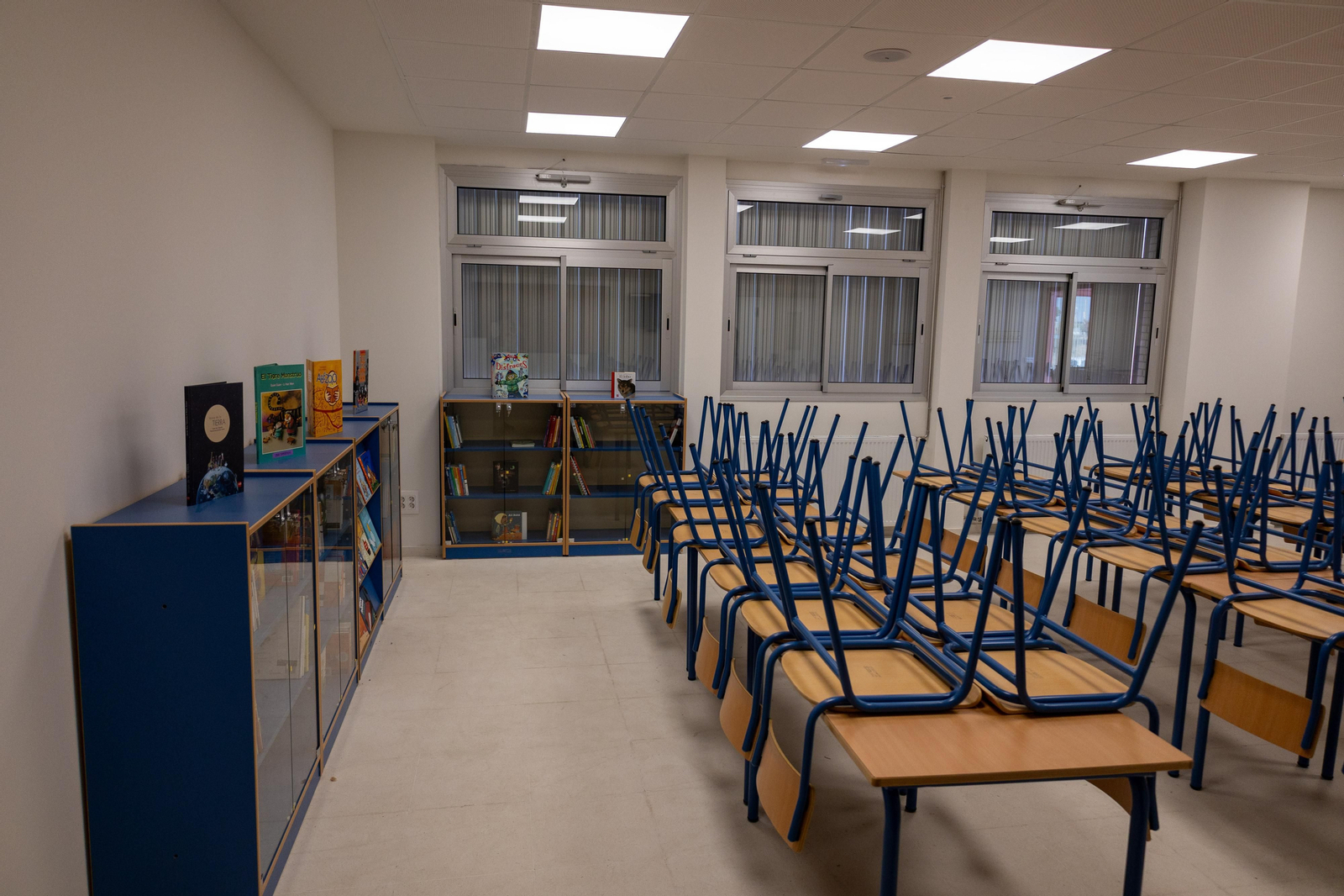 Un recorrido en imágenes por el interior del nuevo colegio del Ensanche Sur en Huelva