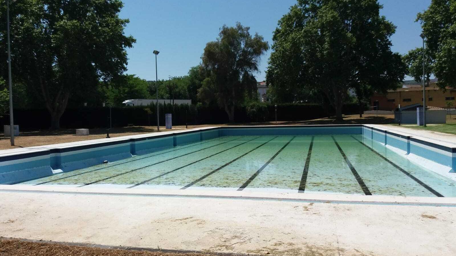 Piscina de Villa del Río.