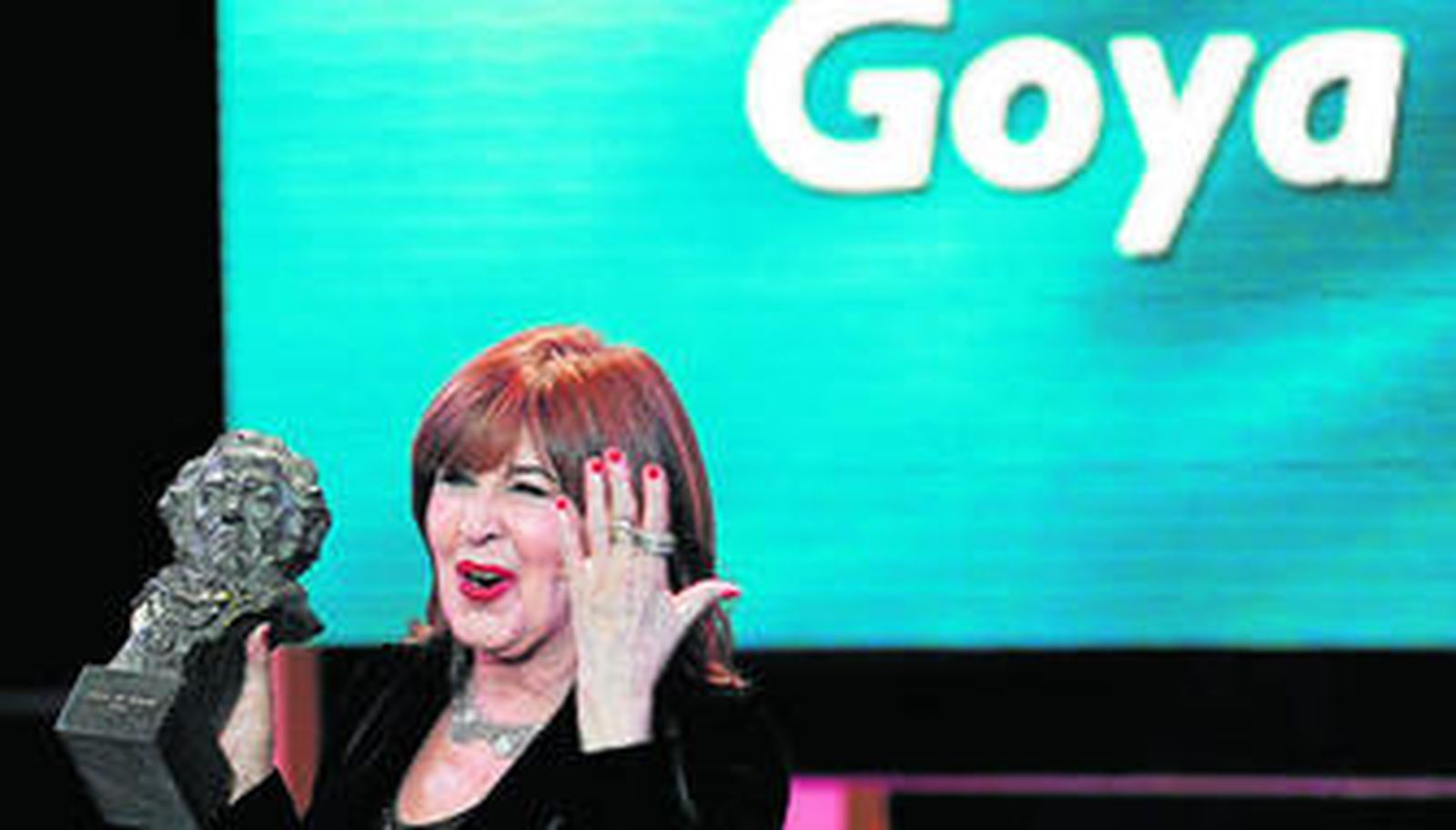 Concha Velasco recibió el Goya de Honor por su trayectoria en el cine.