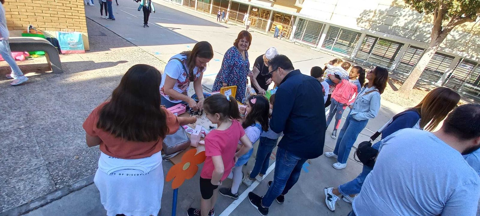 Fiesta de la Primavera en el CEIP Rafael Alberti para hacer del colegio un espacio cardioasegurado y cardiosaludable