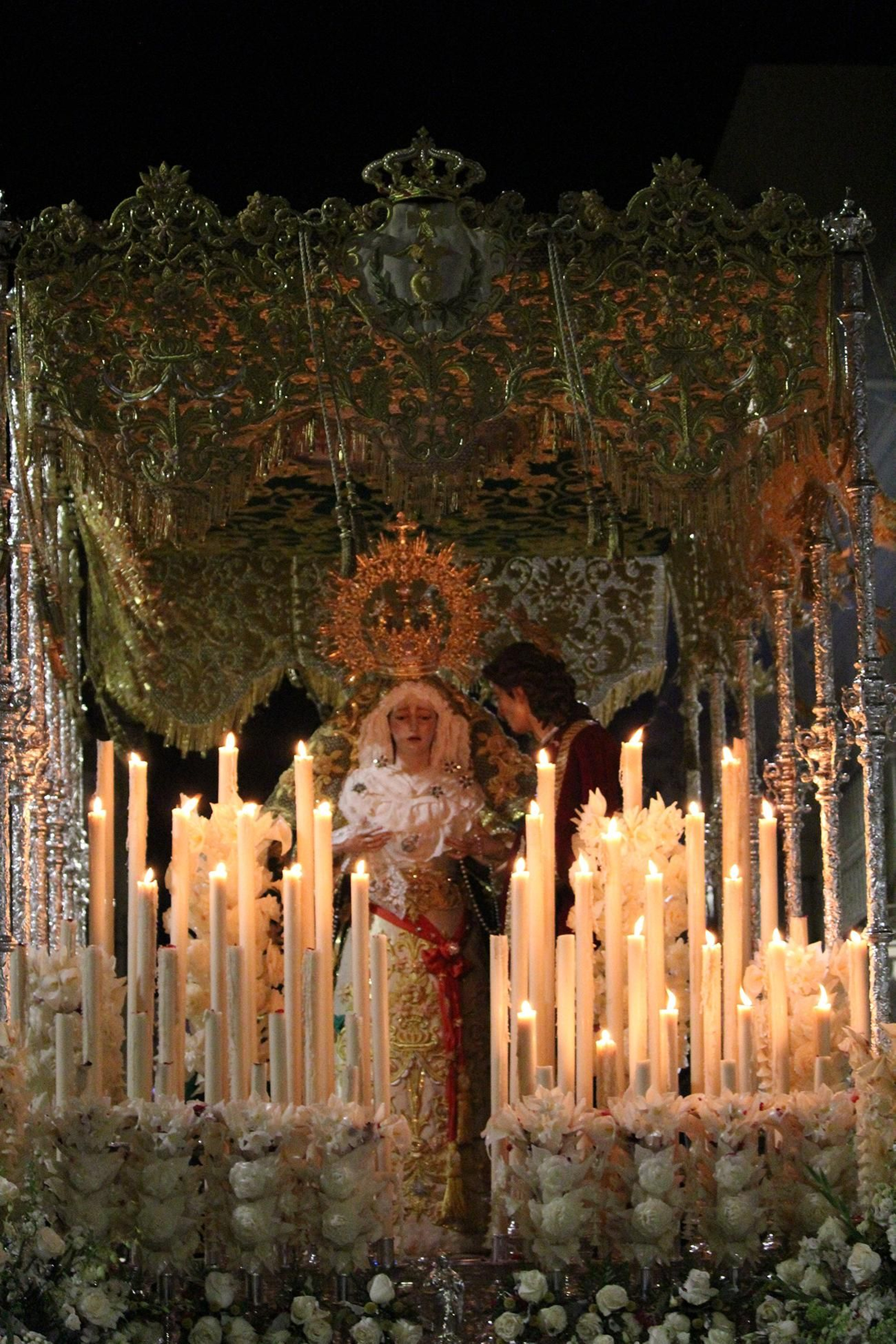 Las mejores fotos del Jueves Santo en Vera