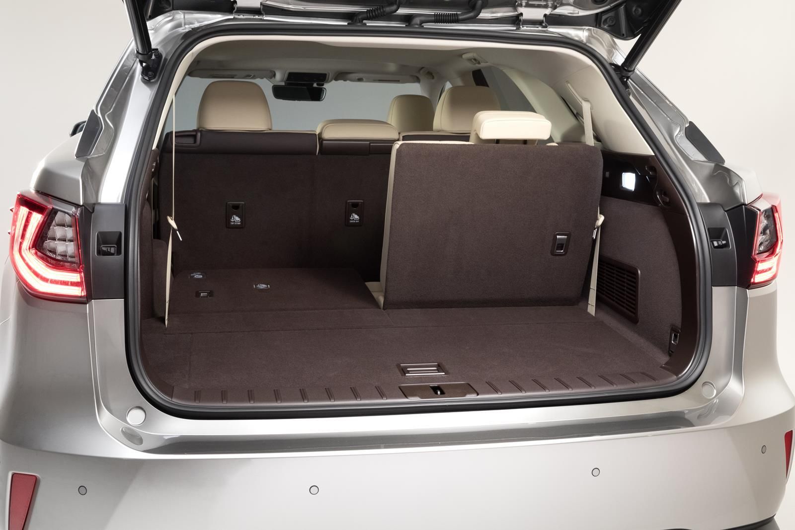 Galería de fotos del nuevo Lexus RX L: el SUV de 7 plazas