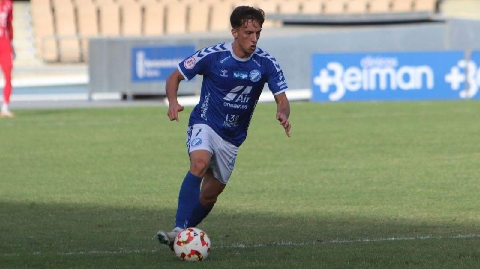 Pepe Rincón, en un partido del Xerez DFC esta temporada.