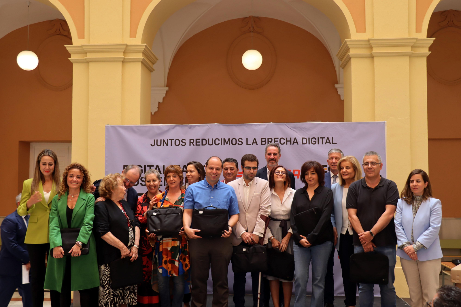 Antonio escribe el titular!!!!!!