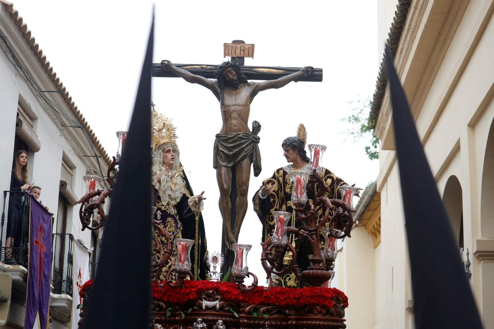 La procesión de las Penas de Santiago en este Domingo de Ramos, en imágenes