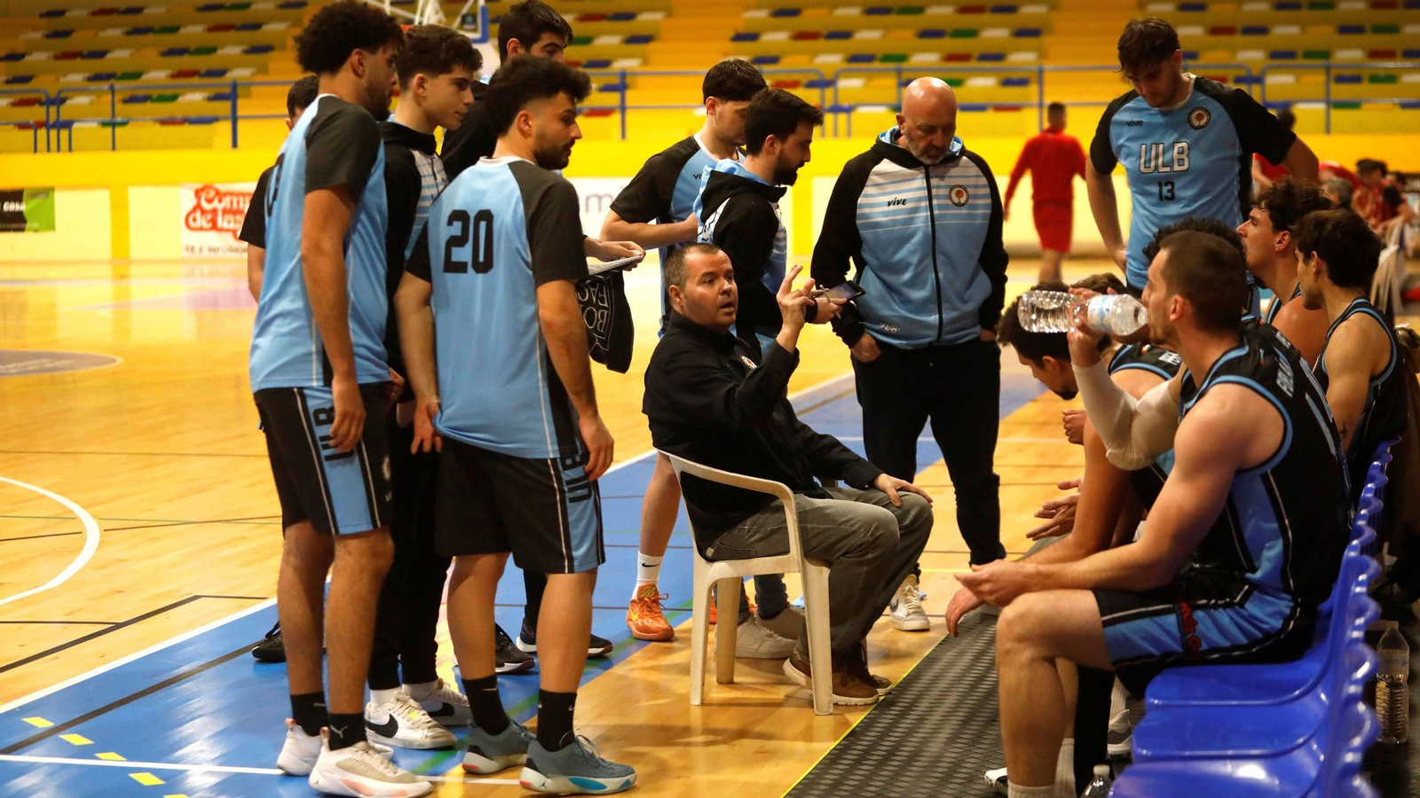 Vicente González, durante un tiempo muerto, la temporada pasada