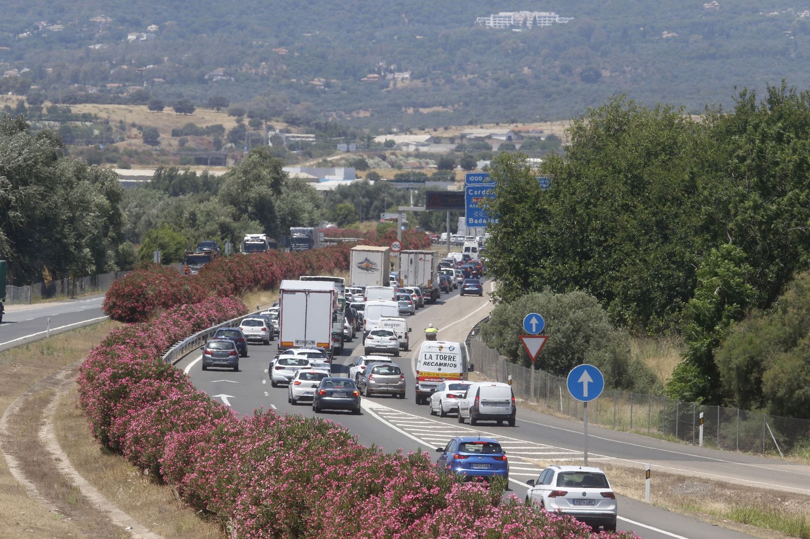 Tráfico en la A-4  a su paso por Córdoba.