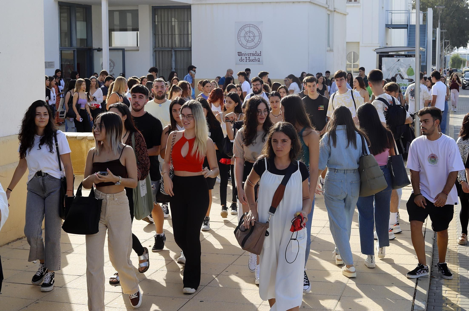 Imágenes de la vuelta a la Universidad de Huelva