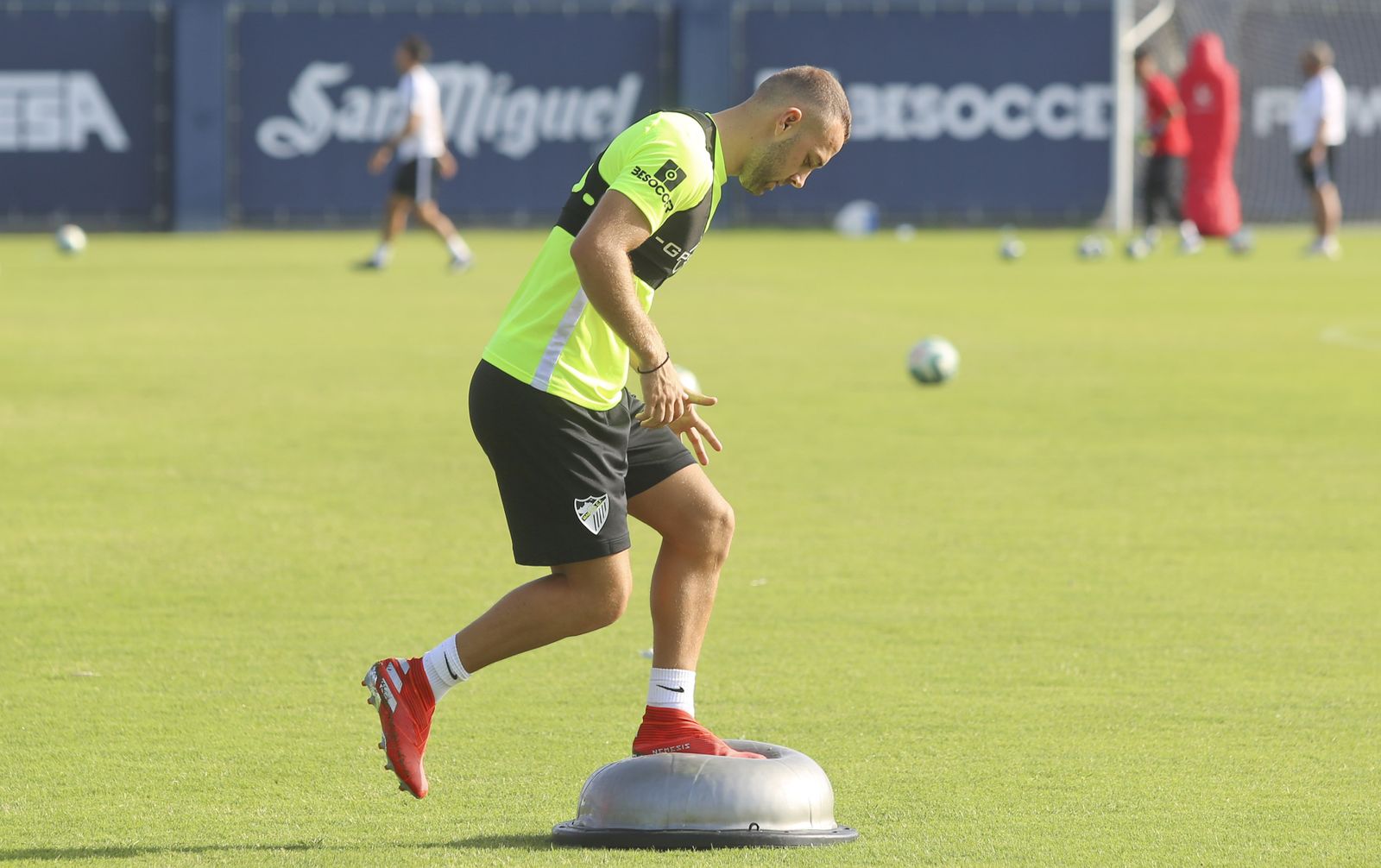 Las fotos del entrenamiento del Málaga en el Anexo de La Rosaleda