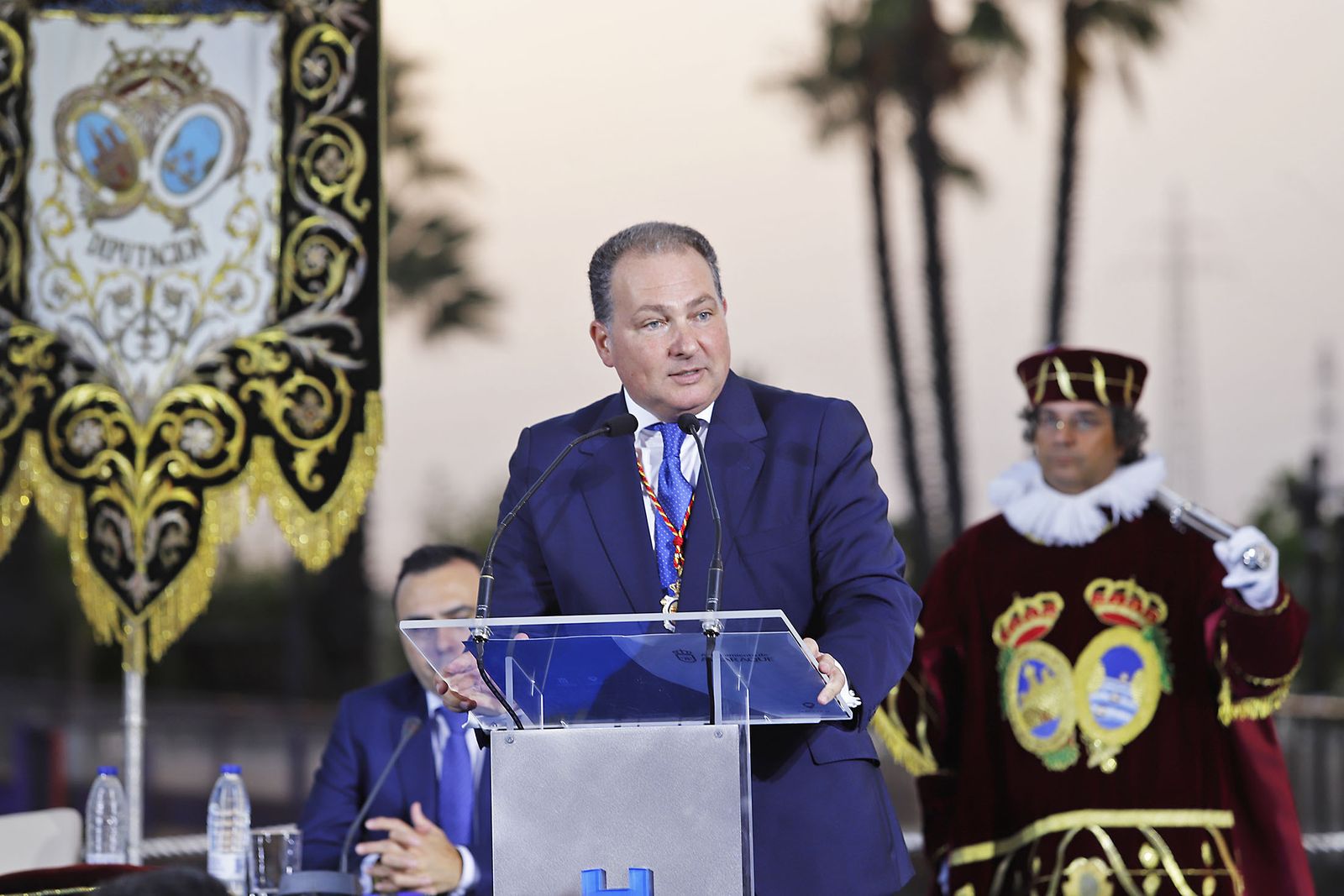 Imágenes de la constitución de la Diputación de Huelva