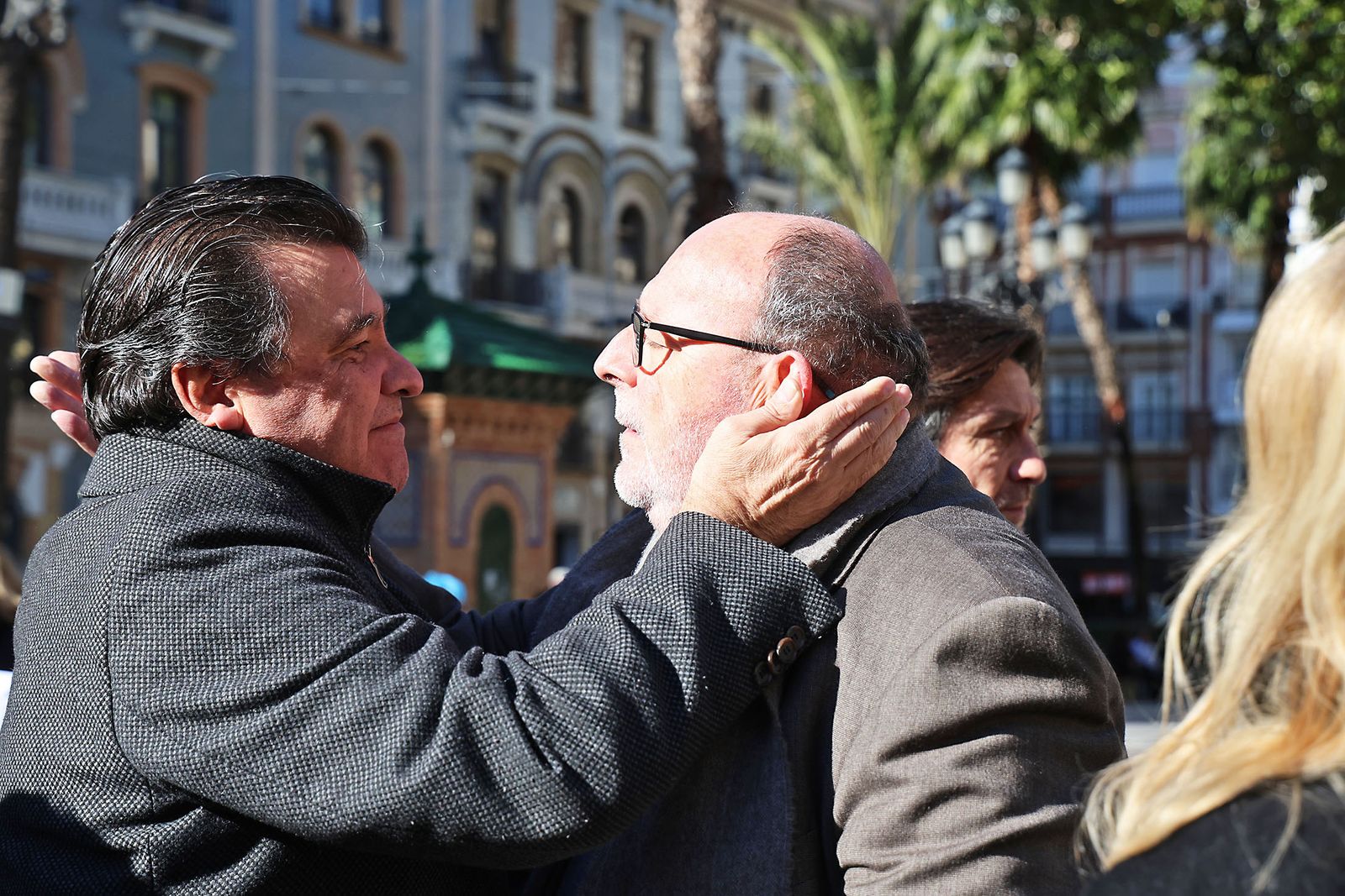 Las fotografías del minuto de silencio por el trágico accidente de tren