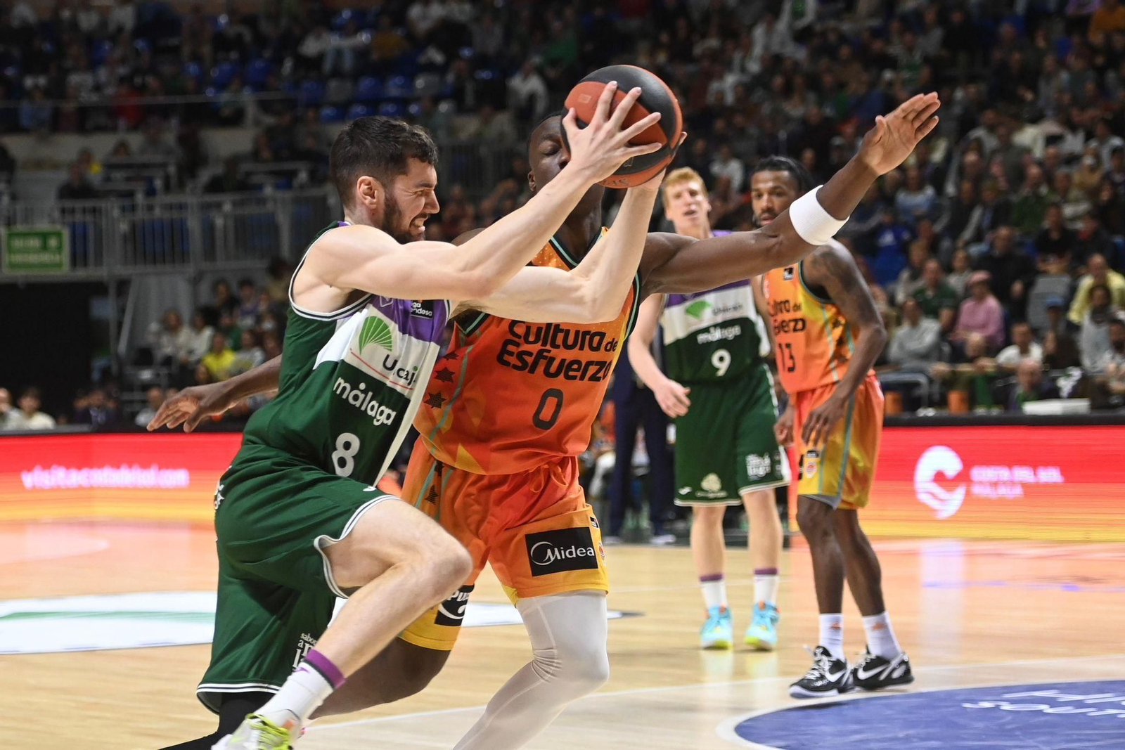 Unicaja - Valencia Basket, en fotos