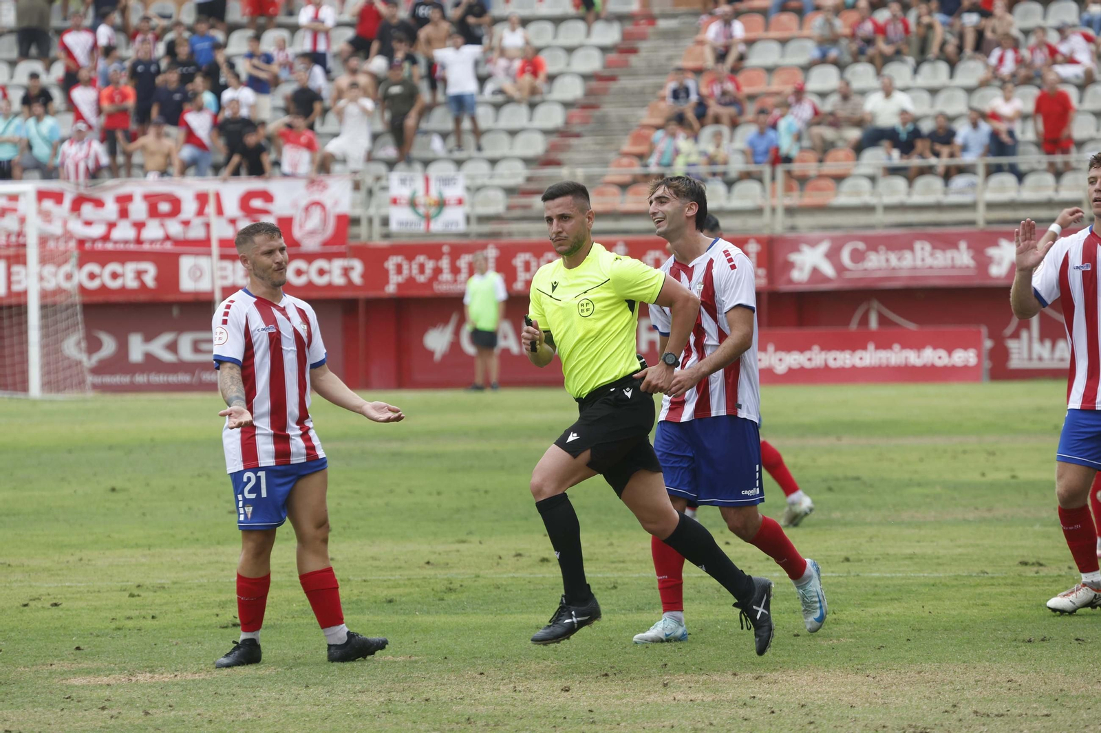 Las mejores fotos del empate del Algeciras con el Marbella de Primera Federación