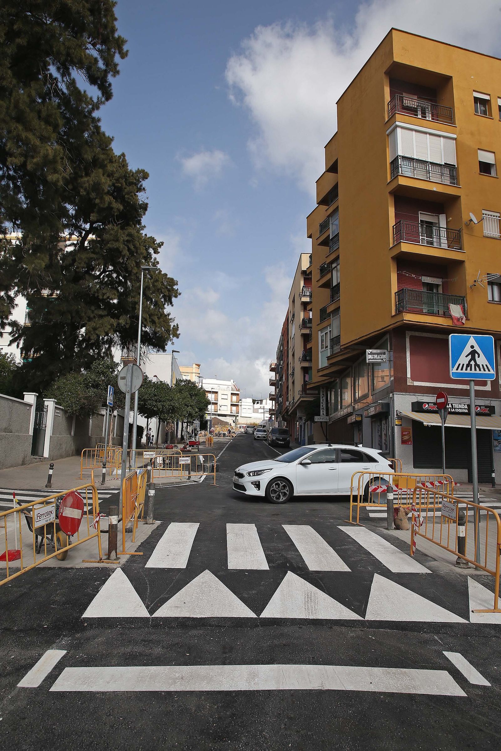 Las obras en la calle María Auxiliadora de Algeciras, en imágenes