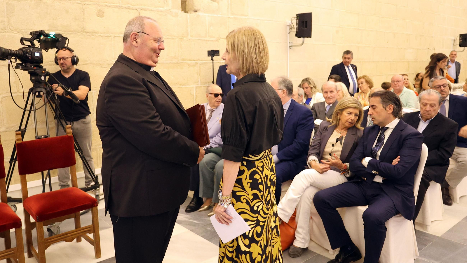 Imágenes de la entrega de la Medalla de Oro de la Ciudad de Jerez a la Hermandad de la Coronación