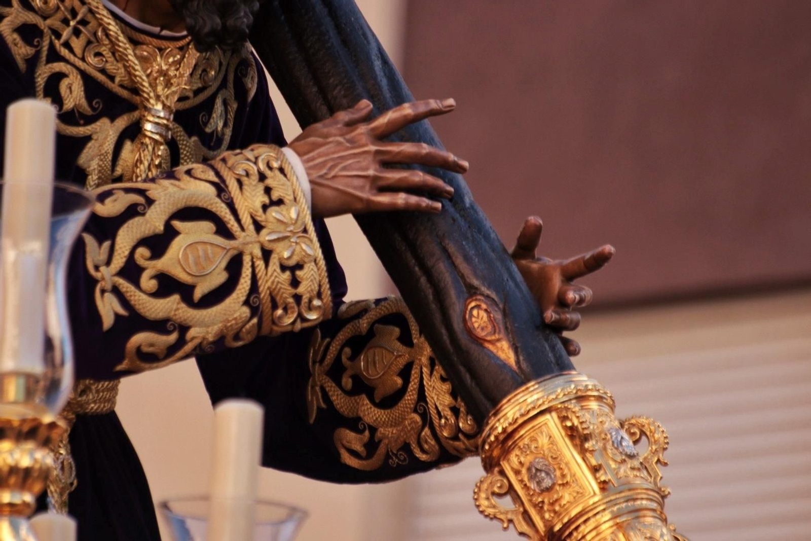 Las fotos de Nueva Esperanza en el Martes Santo en Málaga