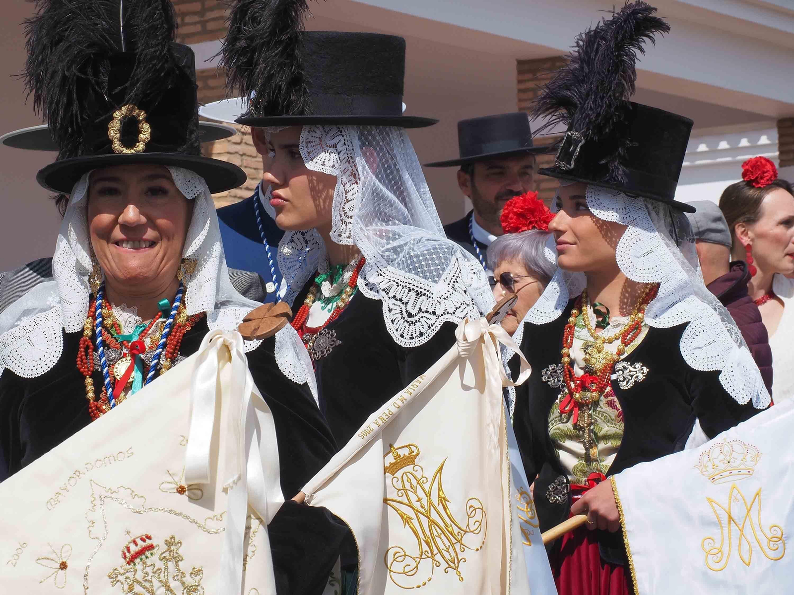 No te pierdas las espectaculares fotografías de la Romería de la Peña, en Puebla de Guzmán