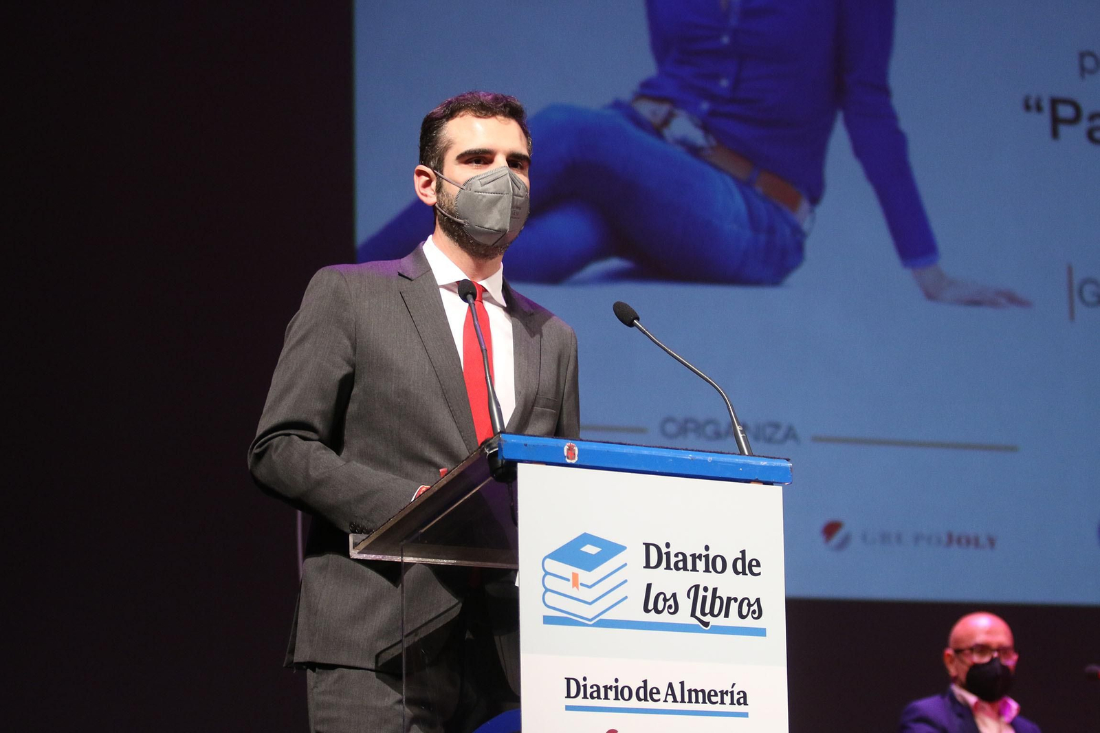 Fotogalería Diario de los Libros, con Marta Robles y su obra 'Pasiones carnales'