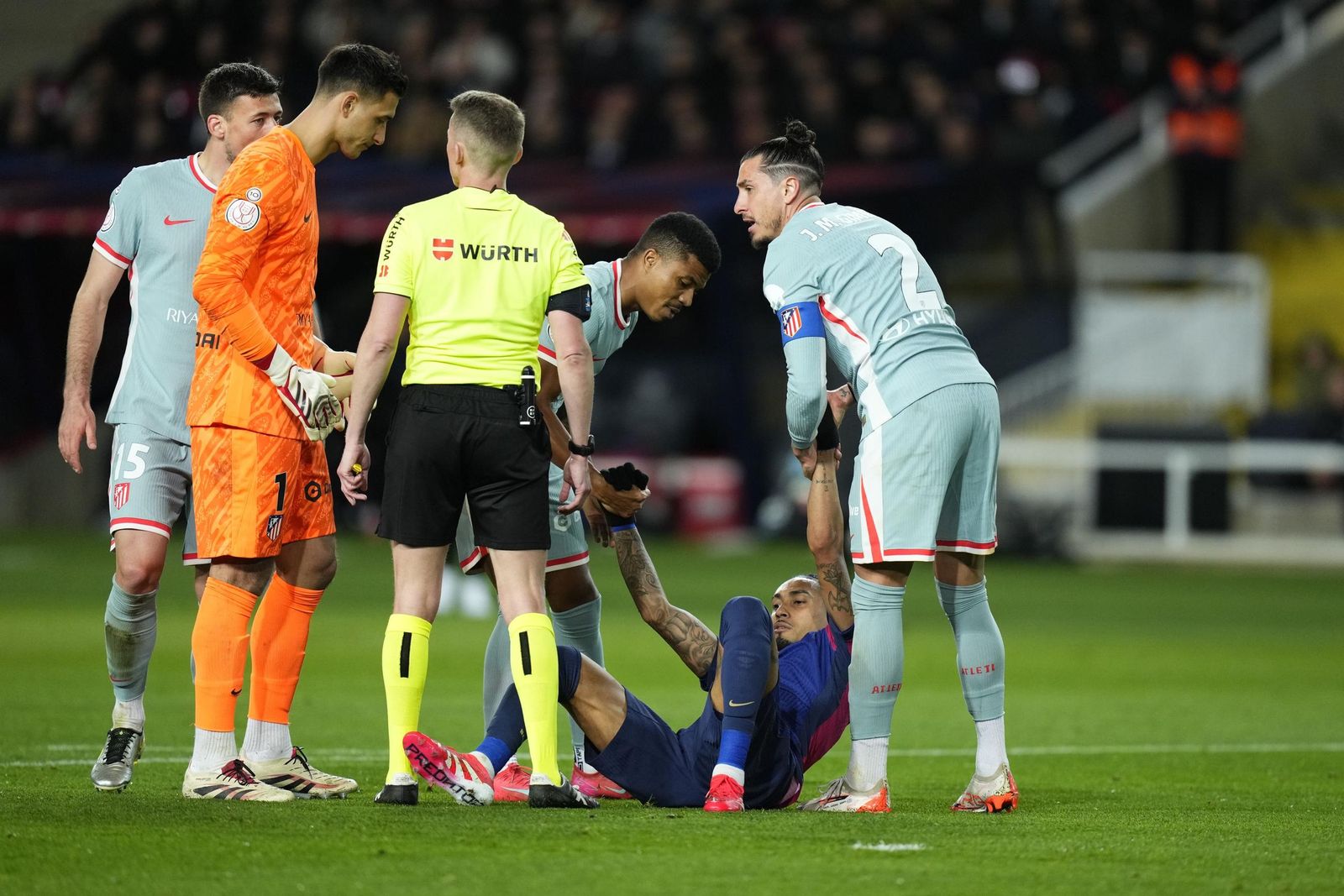 Las fotos del espectacular Barcelona - Atlético de Madrid