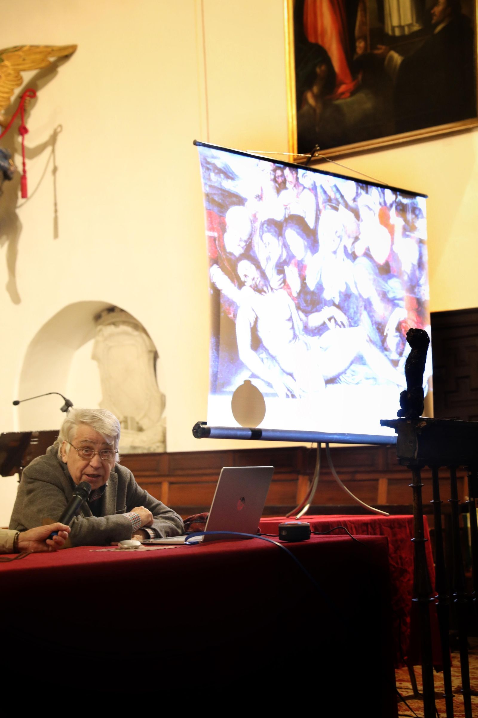 Valdivieso, en un momento de su disertación.