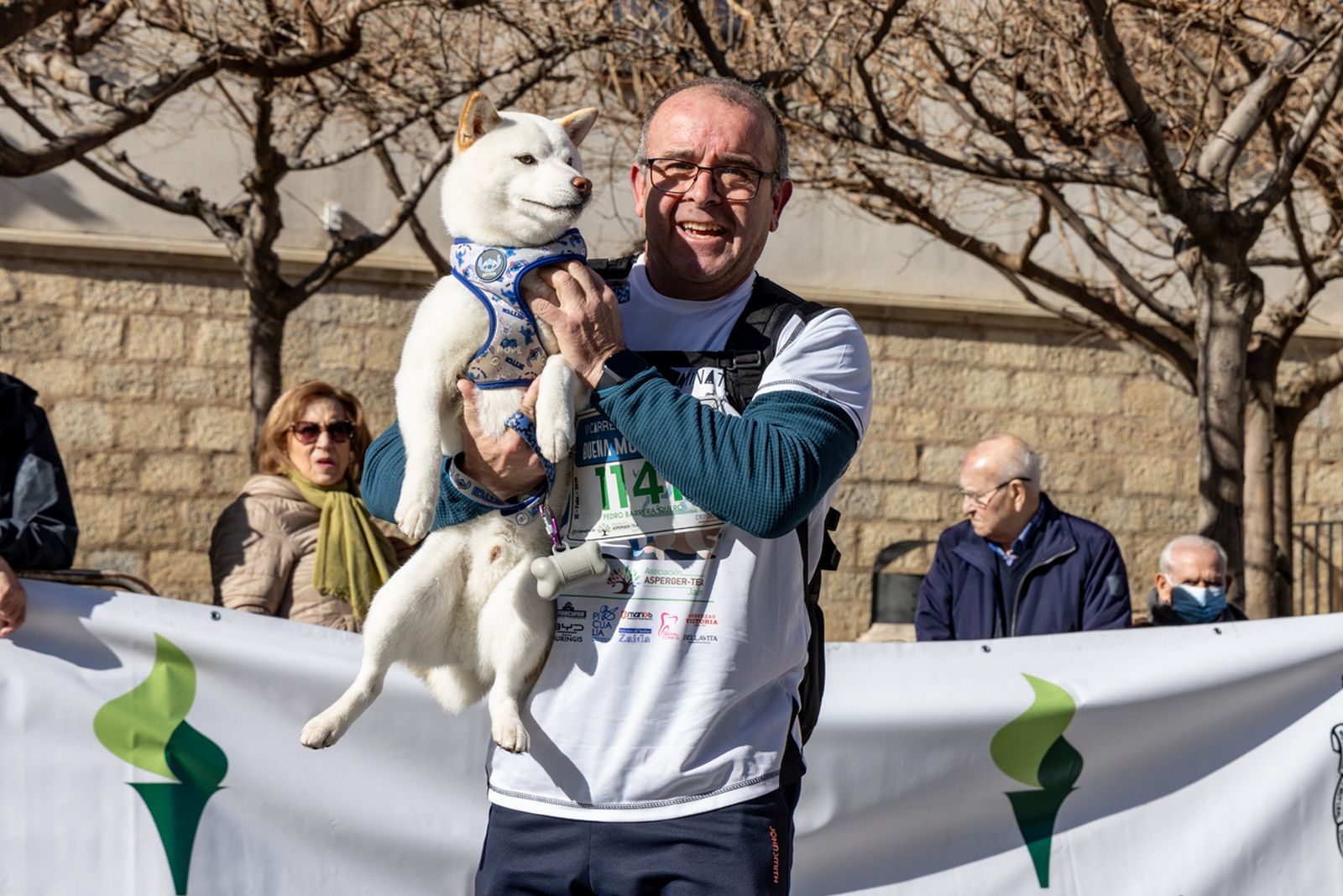 En imágenes: deporte y solidaridad se dan la mano en la VI Carrera-Caminata de la Hermandad de la Buena Muerte (1)